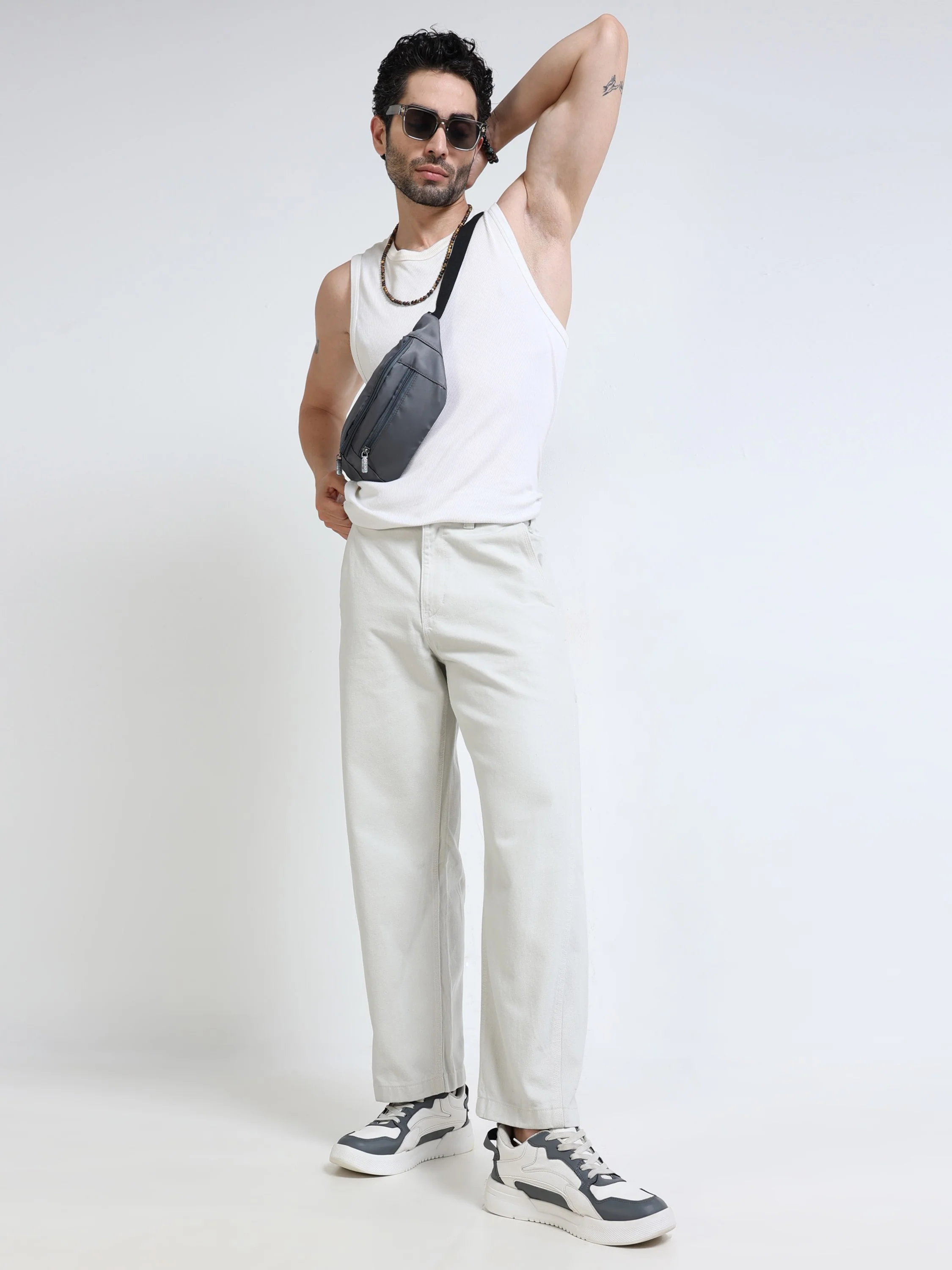 Men Baggy Cream Denim Jeans - Image 5