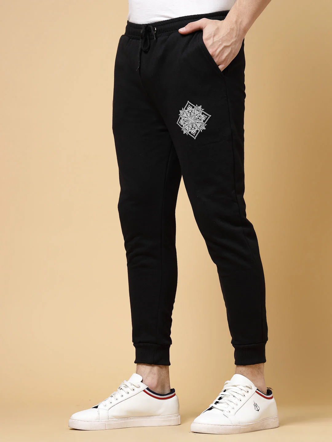 Men Bandana Groove Joggers - Image 3