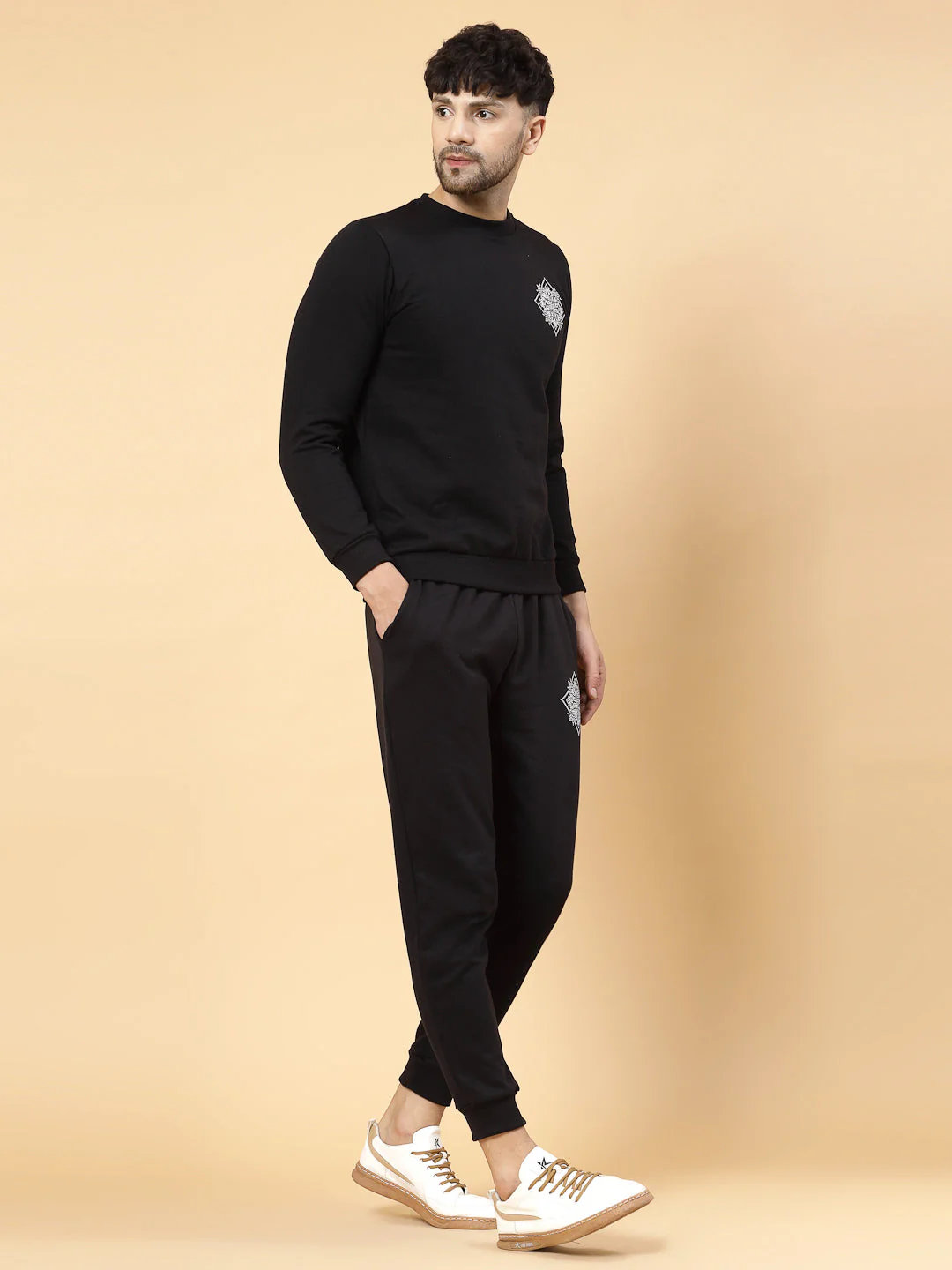 Men Bandana Groove Tracksuit - Image 4