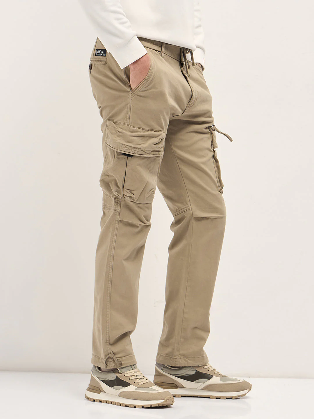Men Beige Cargo Pants - Image 3