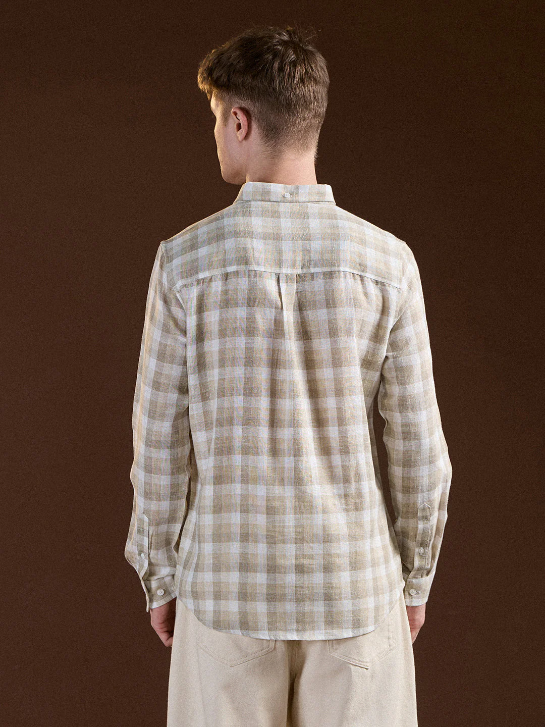 Men Beige Checked Slim Fit Casual Shirt - Image 2