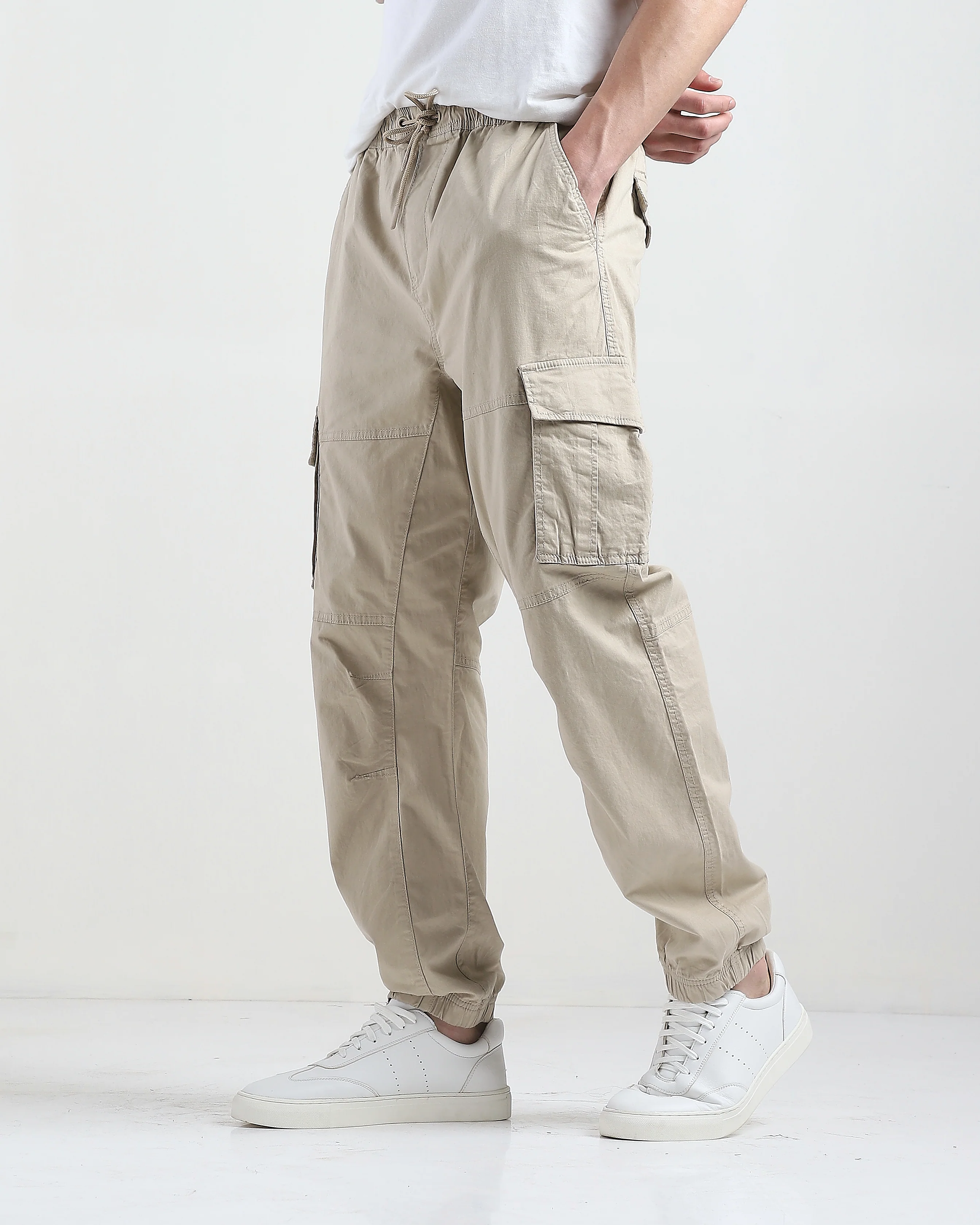 Men Beige Cotton Blend Cargo Jogger Pants - Image 5