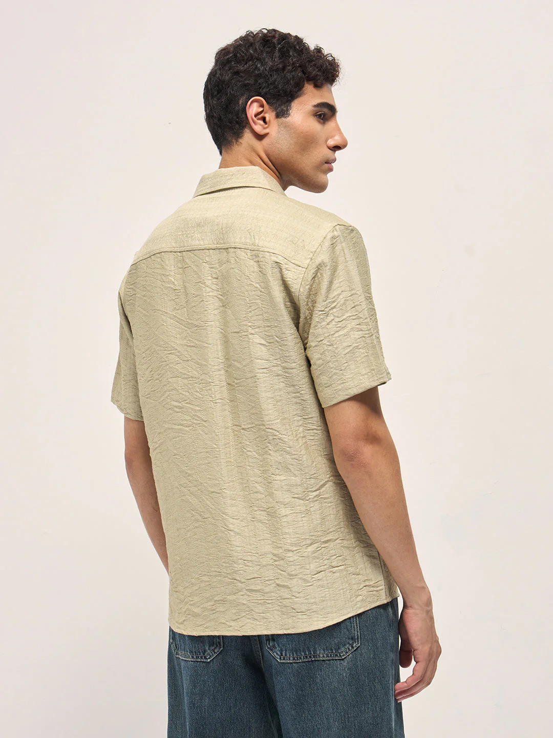 Men Beige Crinkled Textured Regular Fit Half-Sleeve Casual Shirt - Image 2