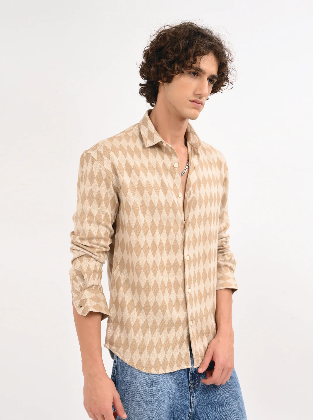 Men Beige Diamond Self Jacquard Shirt - Image 3