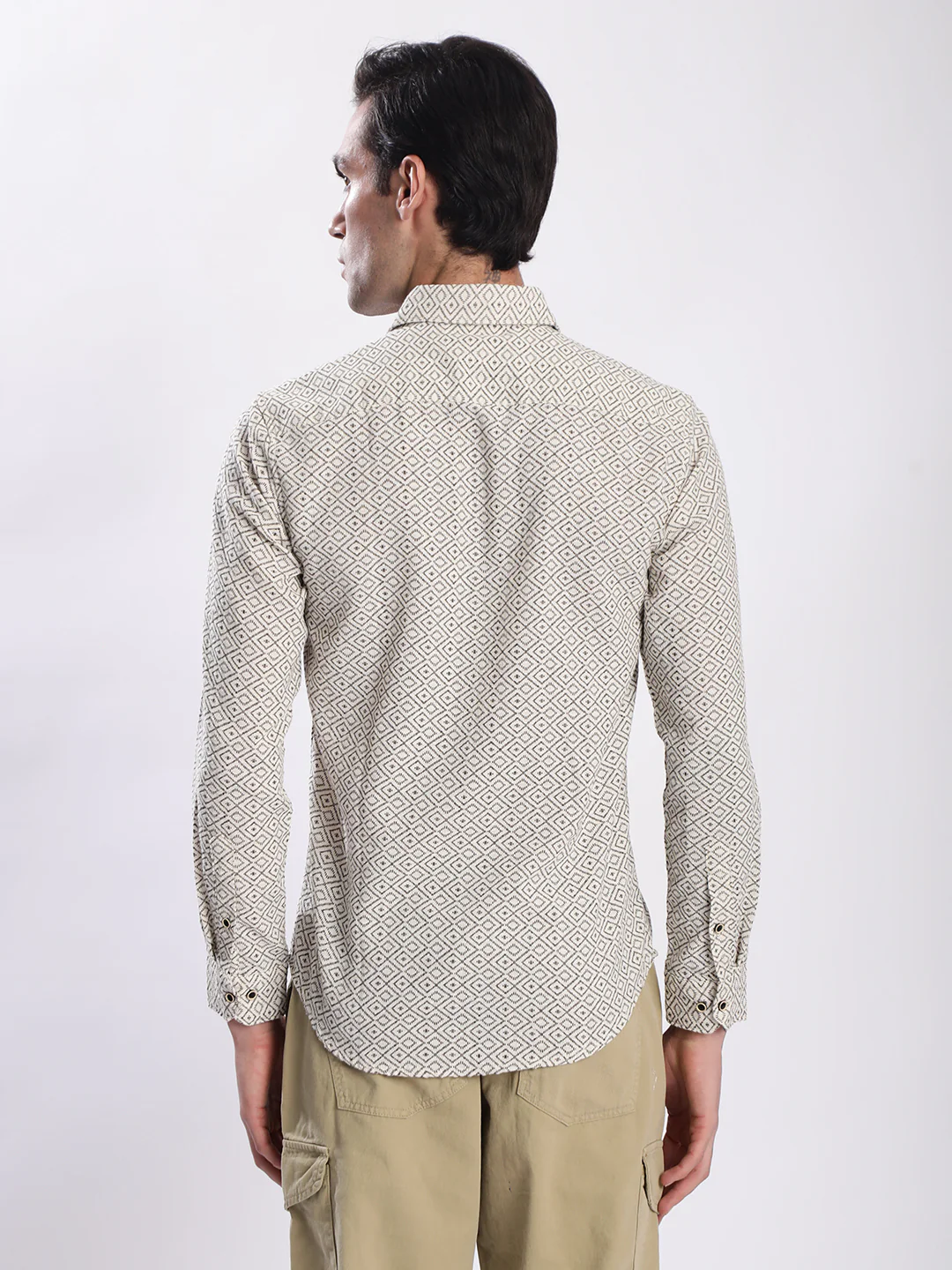 Men Beige Geometric Print Single Pocket Shirt - Image 5