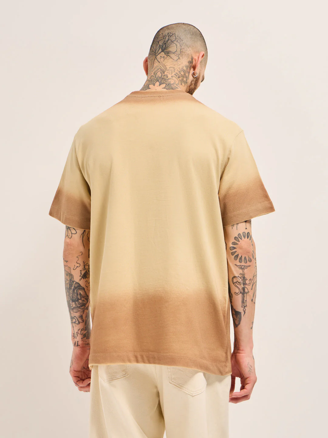 Men Beige Gradient Oversized Crew Neck T-Shirt - Image 2