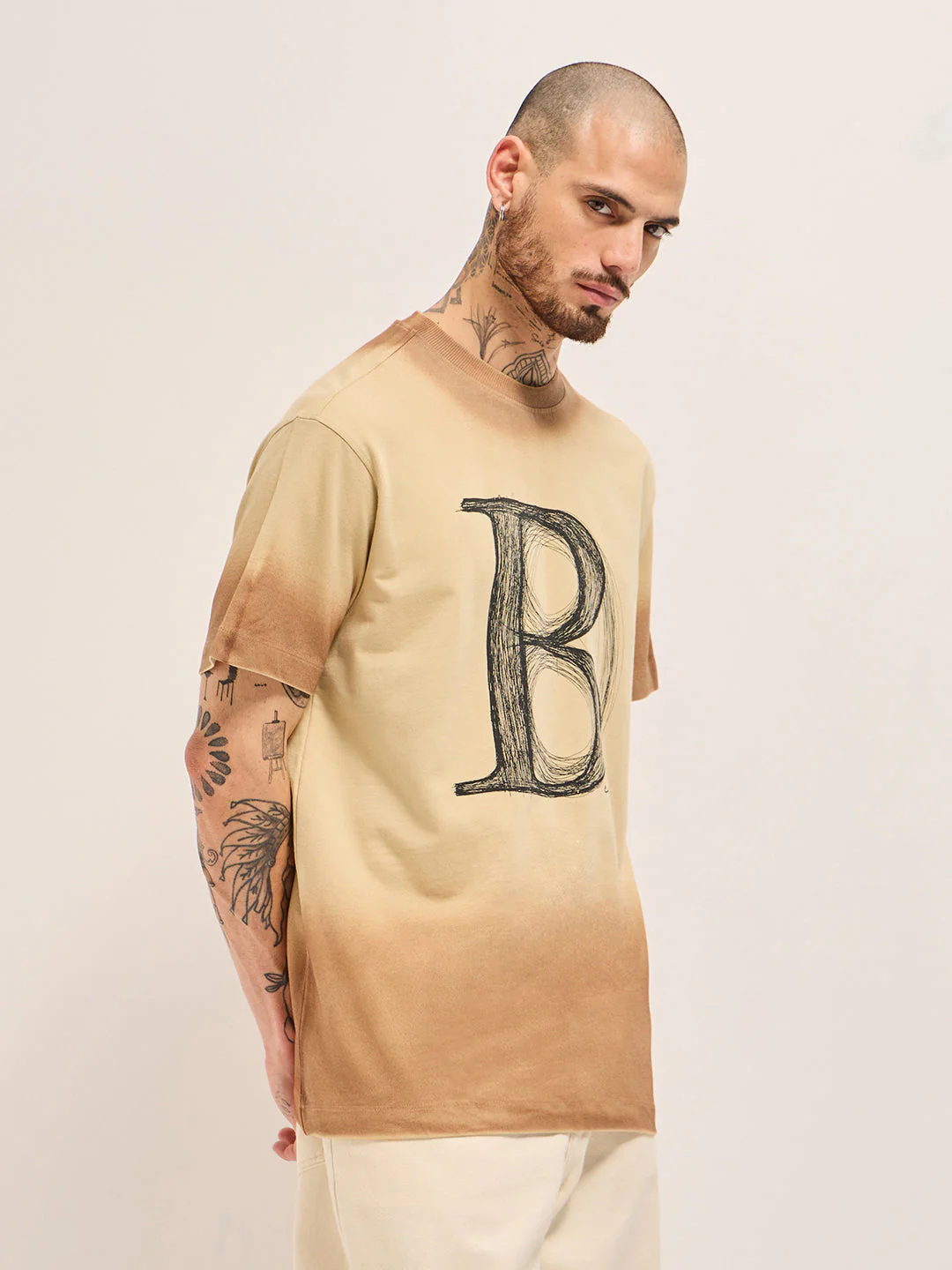 Men Beige Gradient Oversized Crew Neck T-Shirt - Image 3