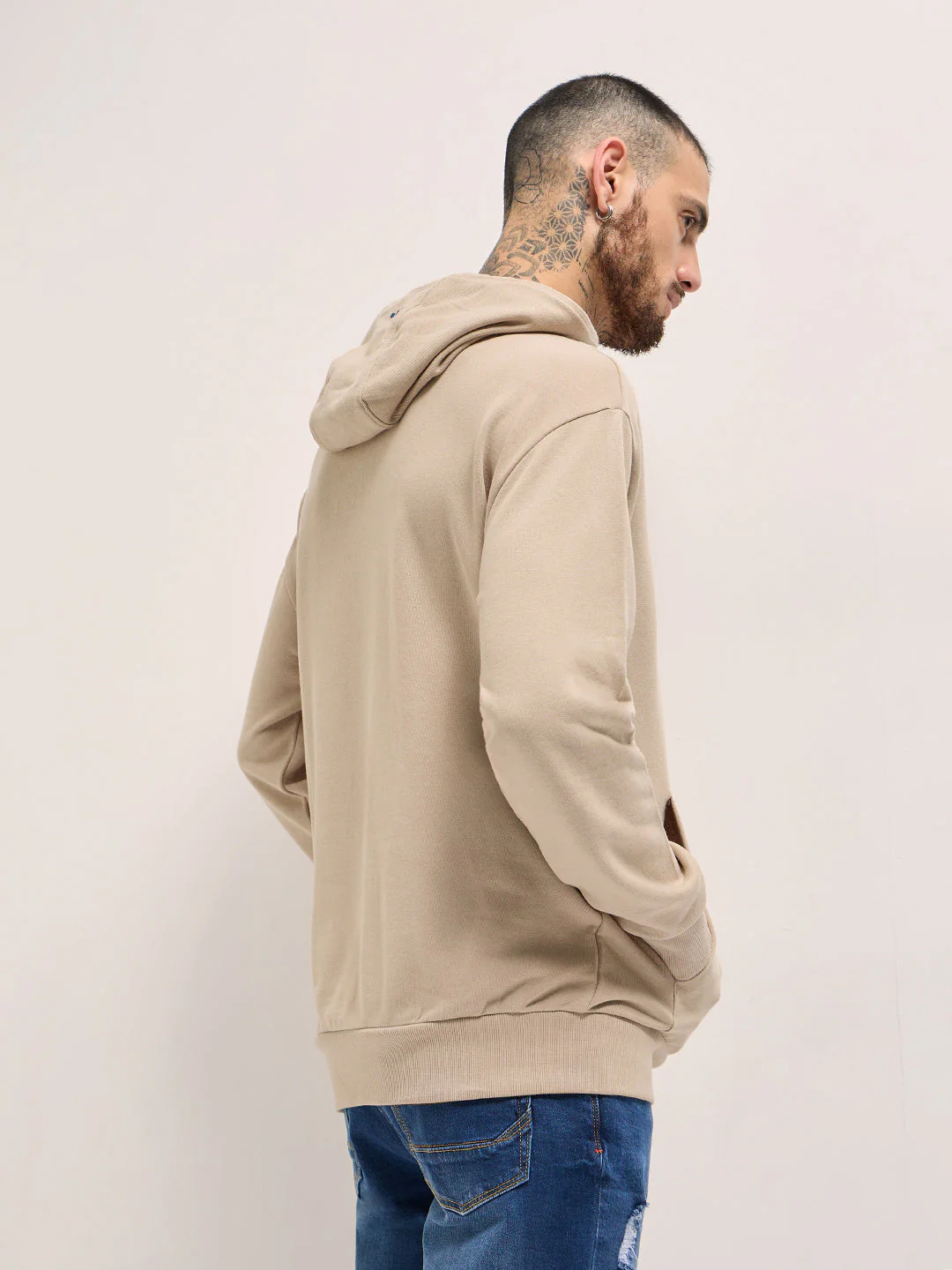 Men Beige Graphic Distressed Design Relax Fit Hoodie - Image 2