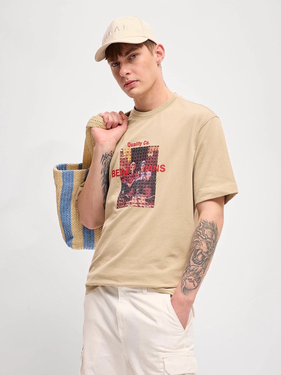 Men Beige GraphicTextured Print Oversize Crew Neck T-shirt - Image 6