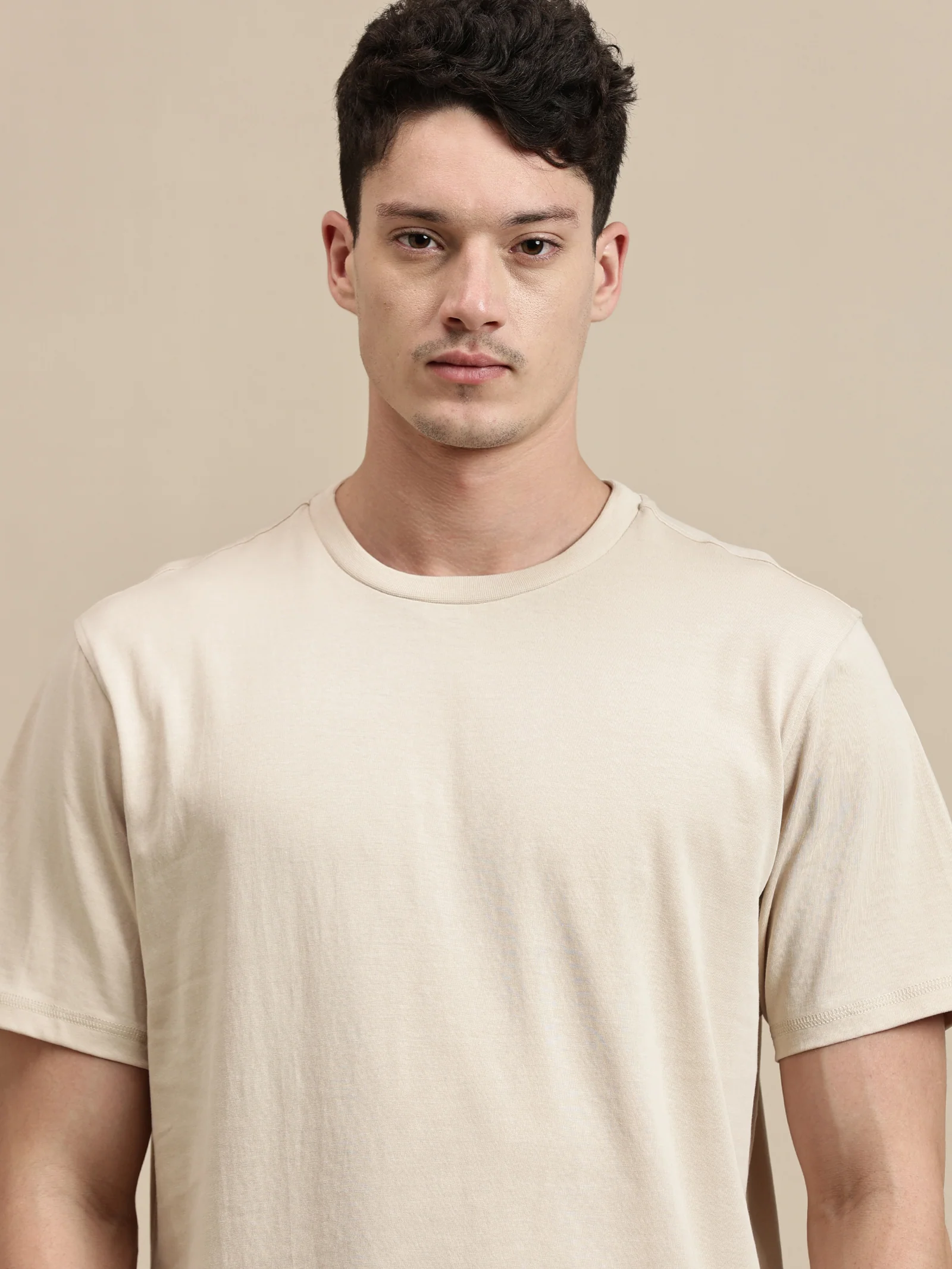 Men Beige Half Sleeve T-Shirt - Image 4