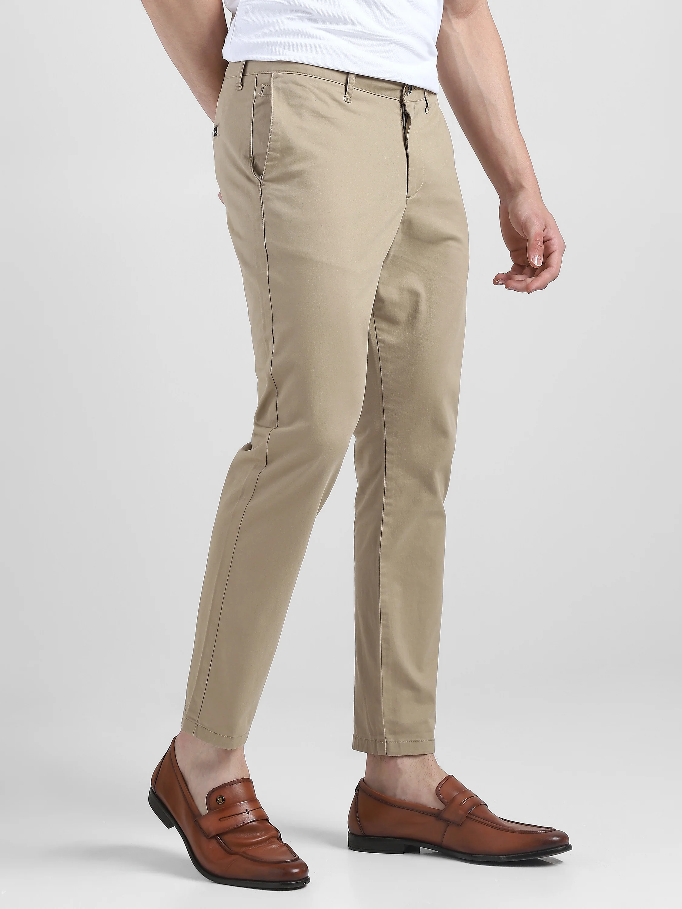 Men Beige Mid Rise Regular Fit Trouser - Image 5