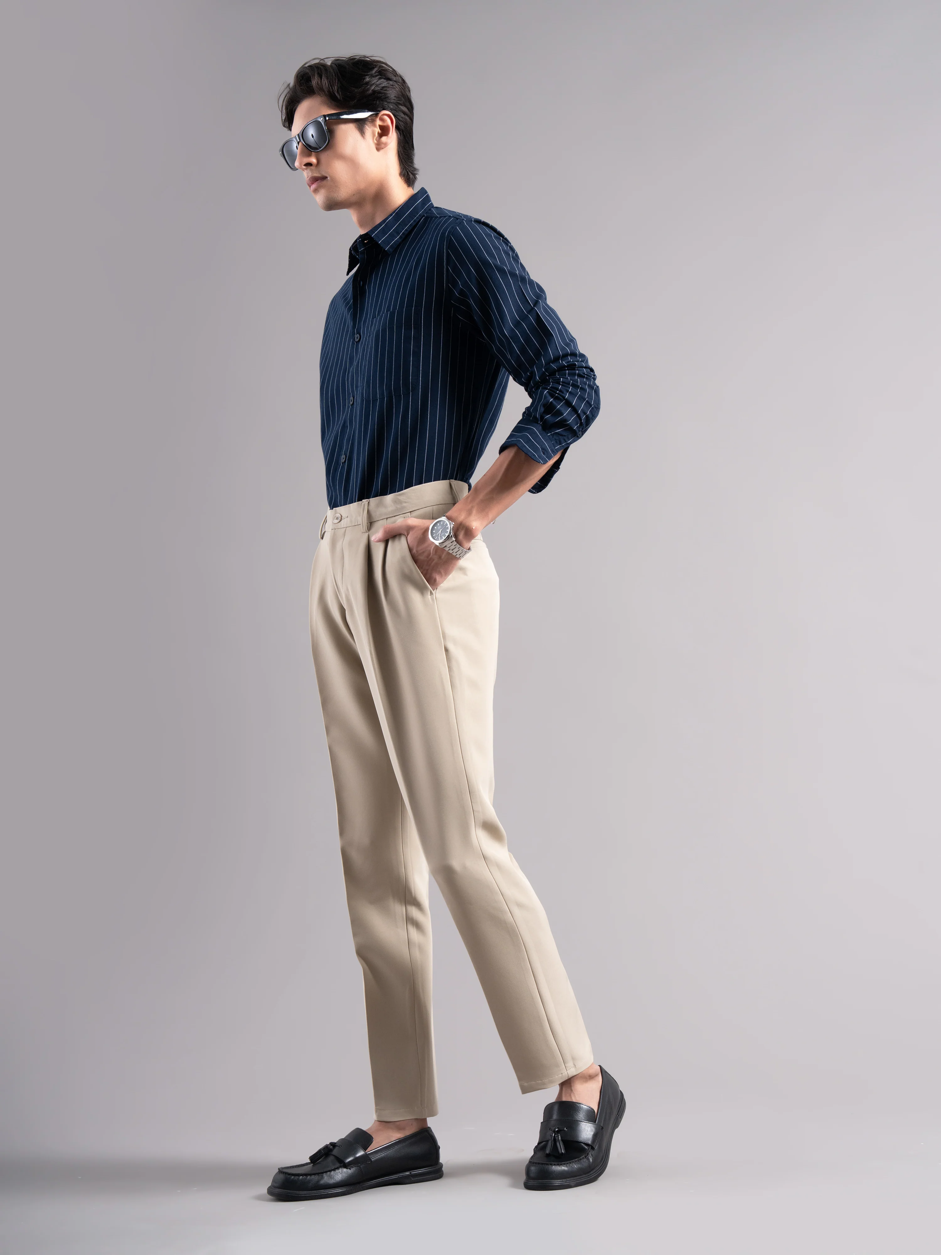 Men Beige Pleated Chinos Trousers - Image 7