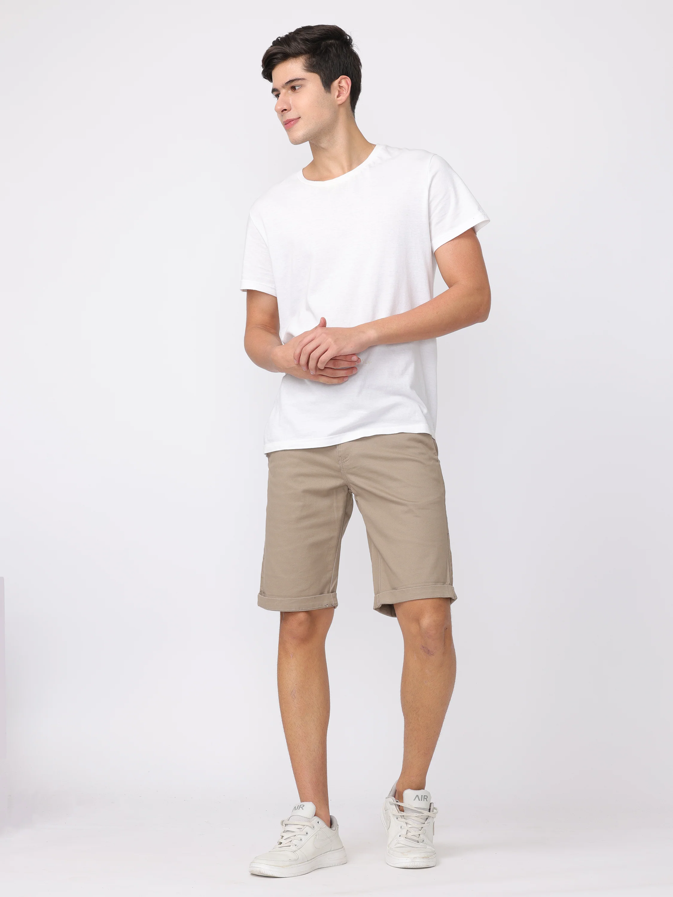 Men Beige Regular Fit Shorts - Image 2