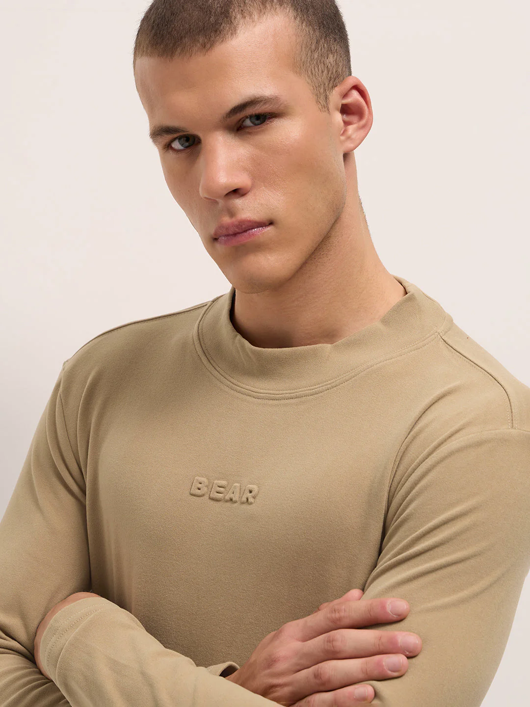 Men Beige Slim Fit Crew Neck T-Shirt - Image 5