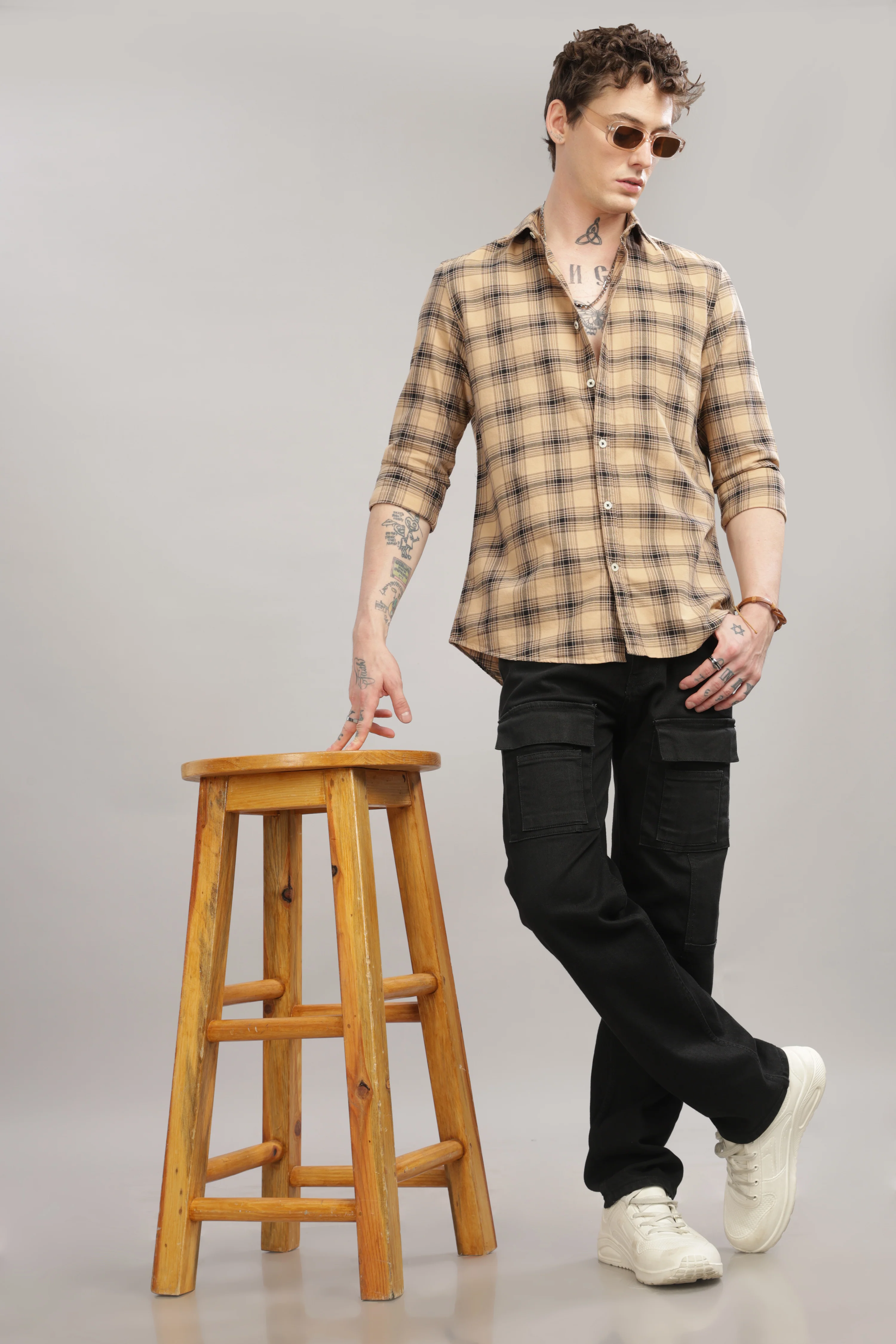 Men Beige Slim Fit Shirt - Image 4