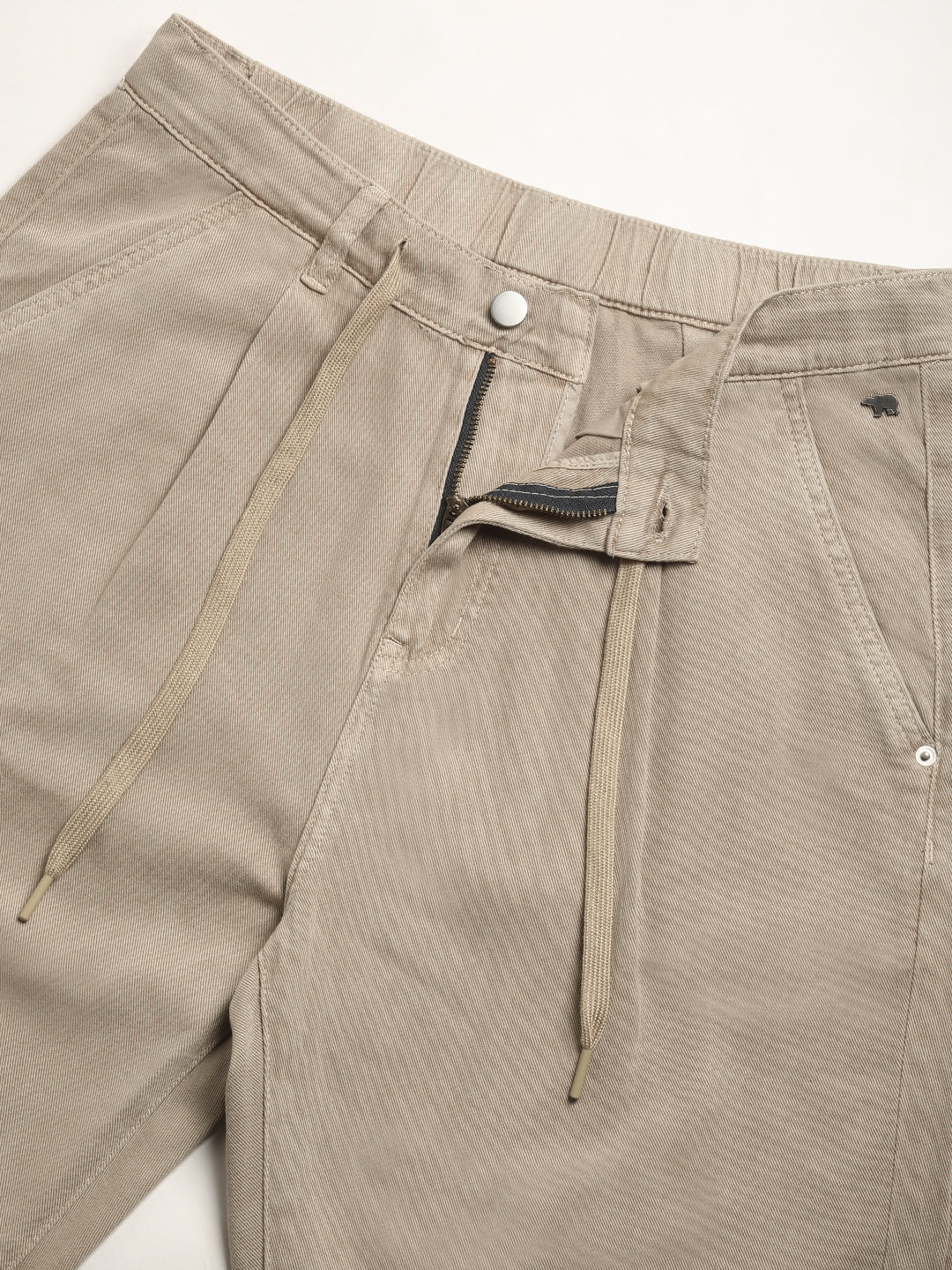 Men Beige Solid Mid Rise Relaxed Fit Jean - Image 8