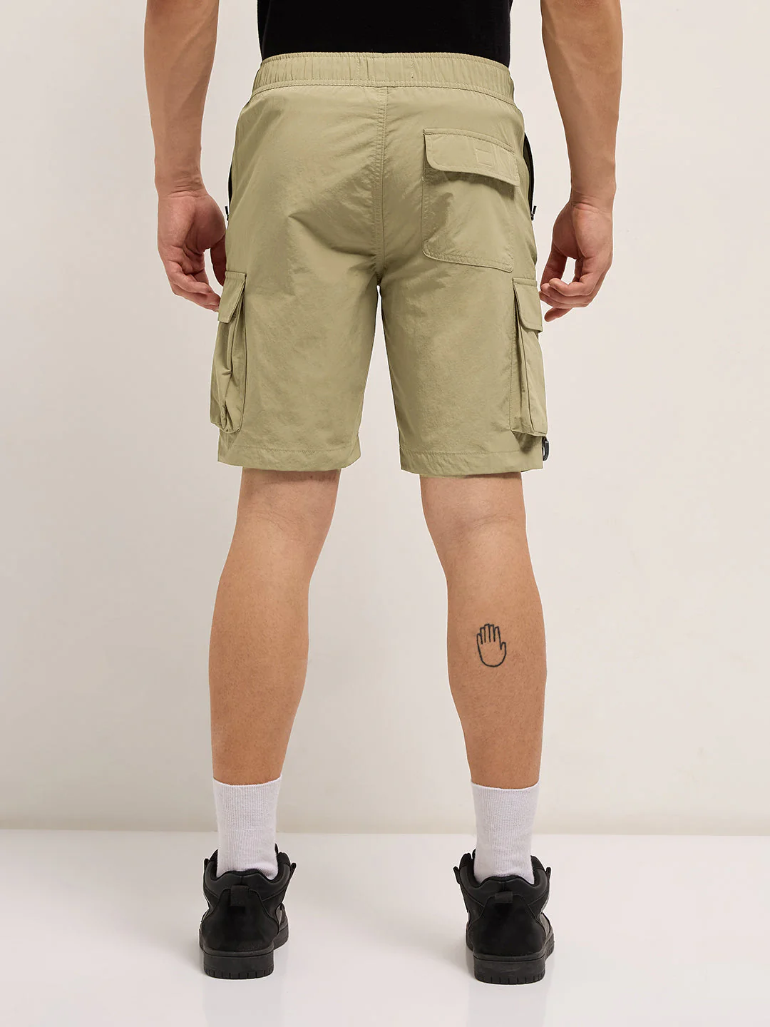 Men Beige Solid Nylon Cargo Shorts - Image 2