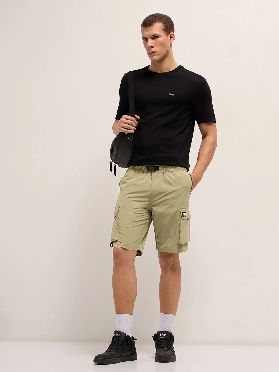 Men Beige Solid Nylon Cargo Shorts - Image 4
