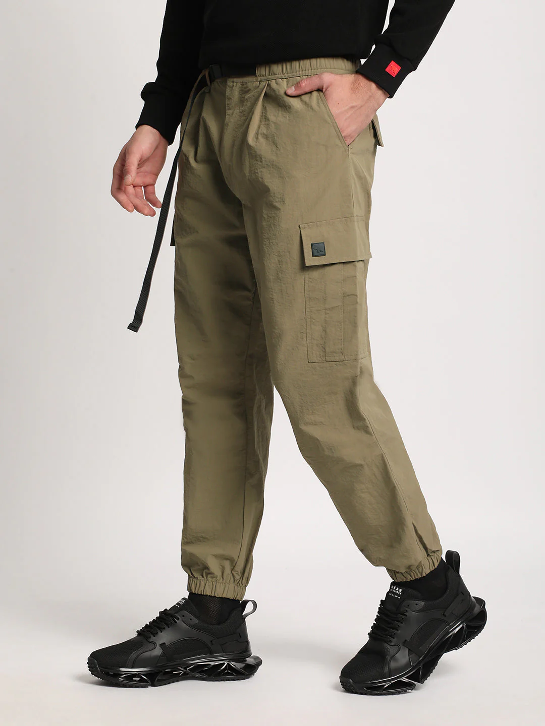 Men Beige Solid Regular Fit Cargo