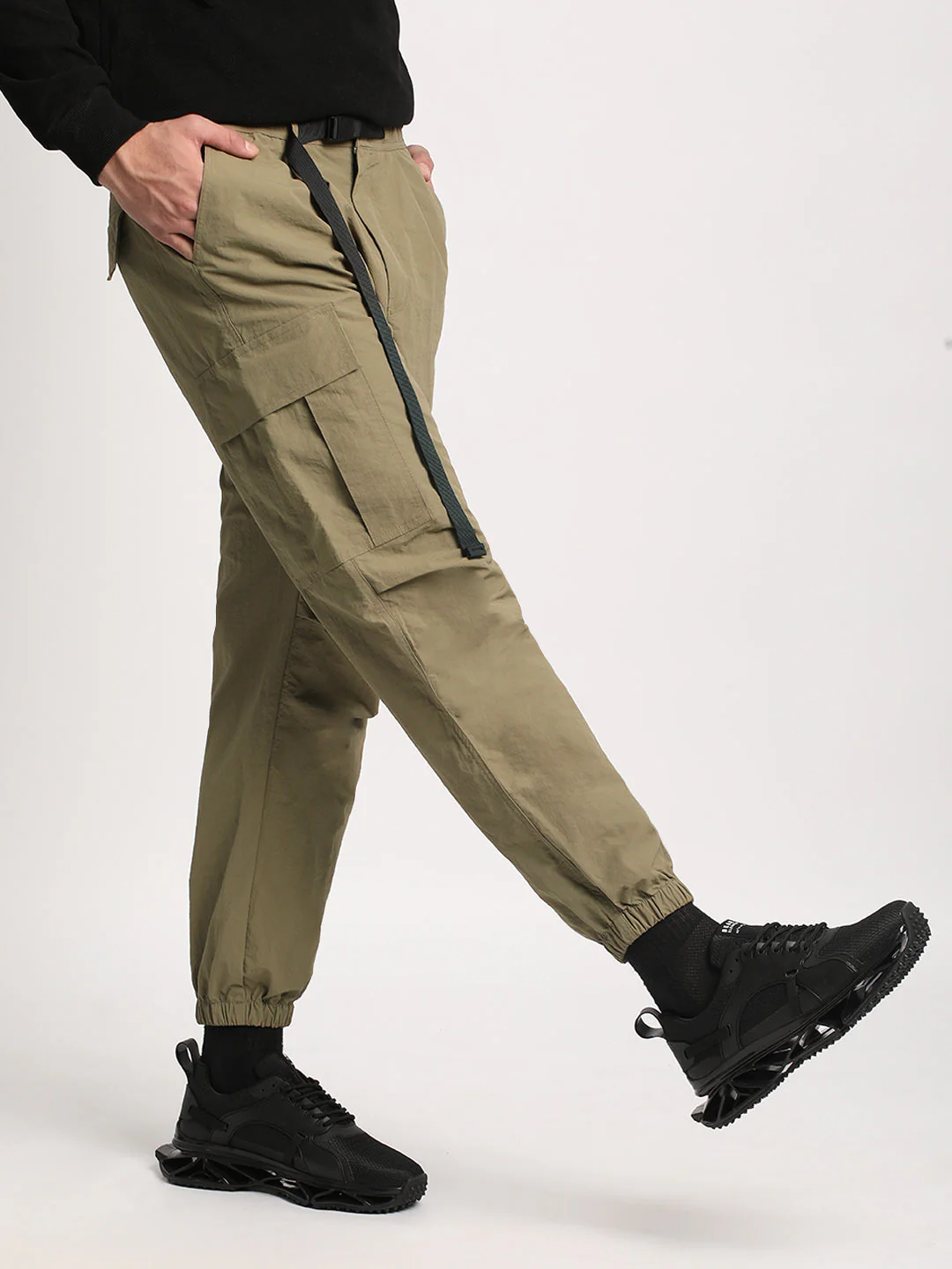 Men Beige Solid Regular Fit Cargo - Image 3