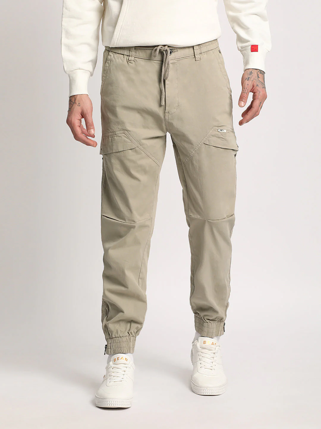 Men Beige Solid Regular Fit Cargo - Image 2