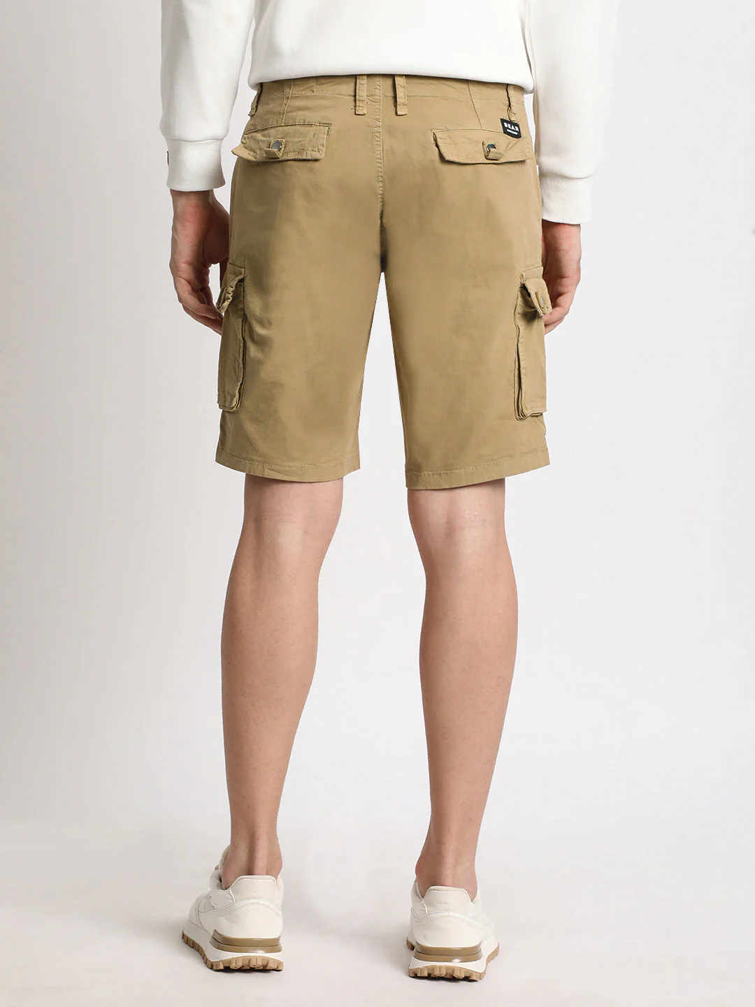 Men Beige Solid Regular Fit Cotton Cargo Shorts - Image 4
