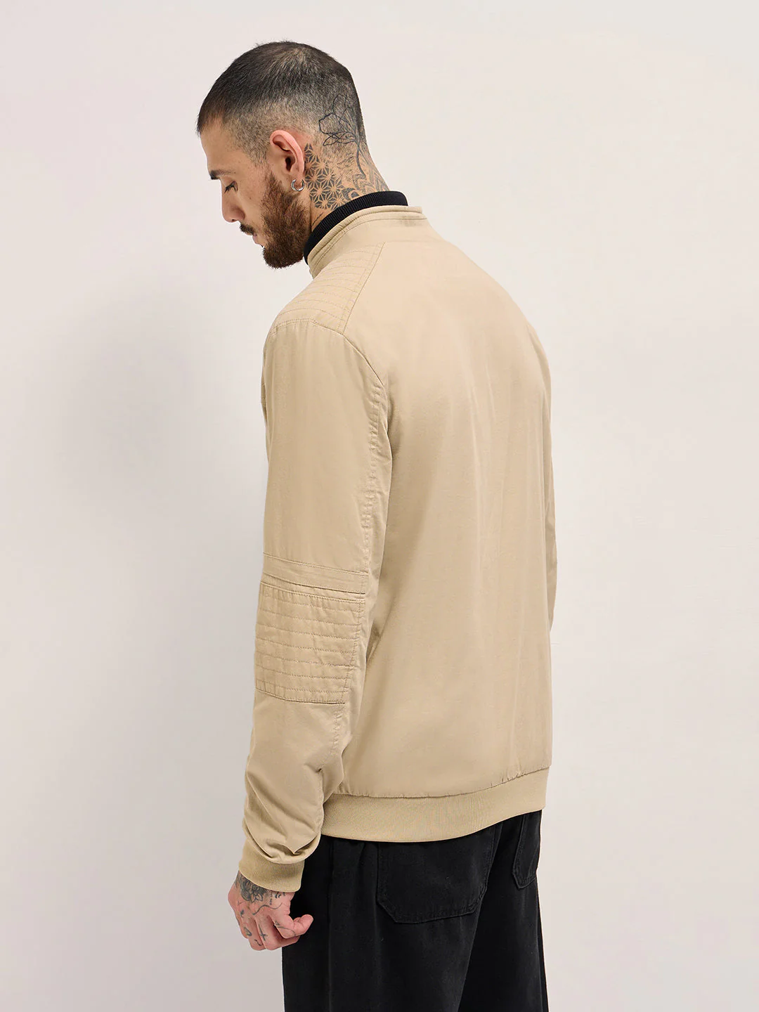 Men Beige Solid Regular Fit - Image 2