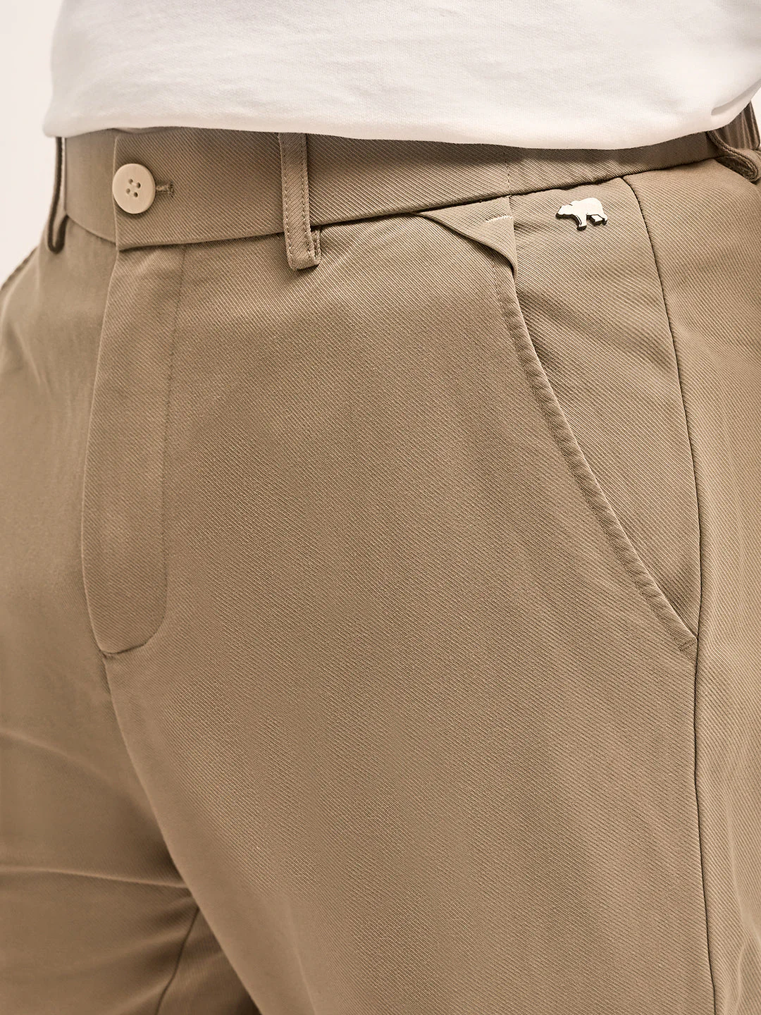 Men Beige Solid Regular Fit Mid-Rise Casual Pant - Image 5
