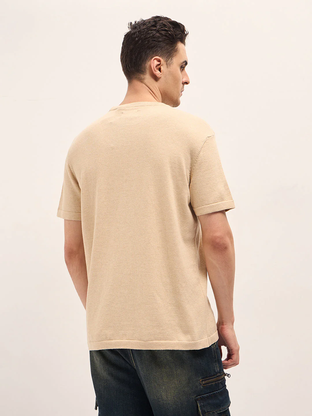 Men Beige Solid Regular Fit Ribbed Crew Neck T-shirt - Image 2