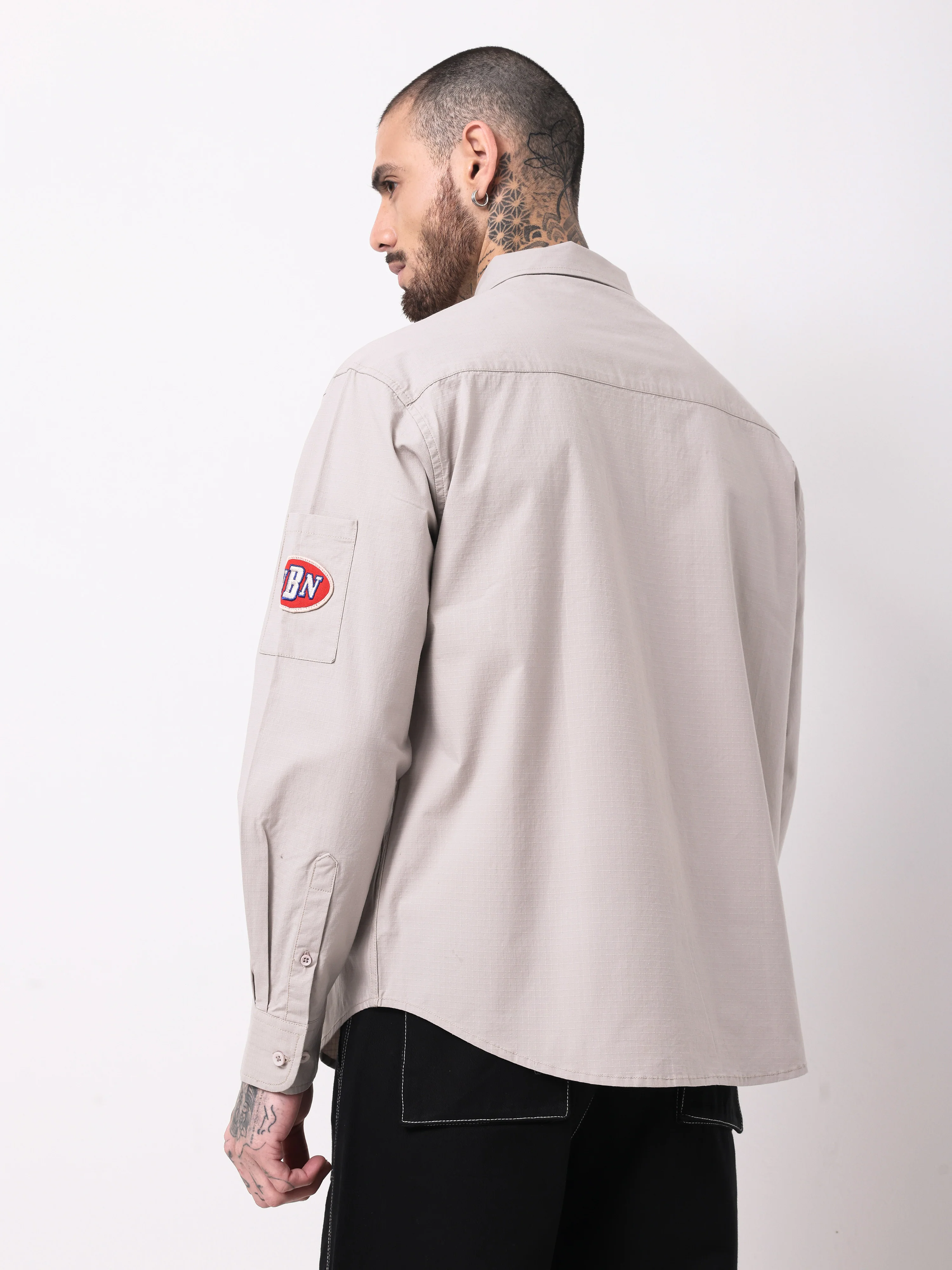 Men Beige Solid Shacket - Image 2
