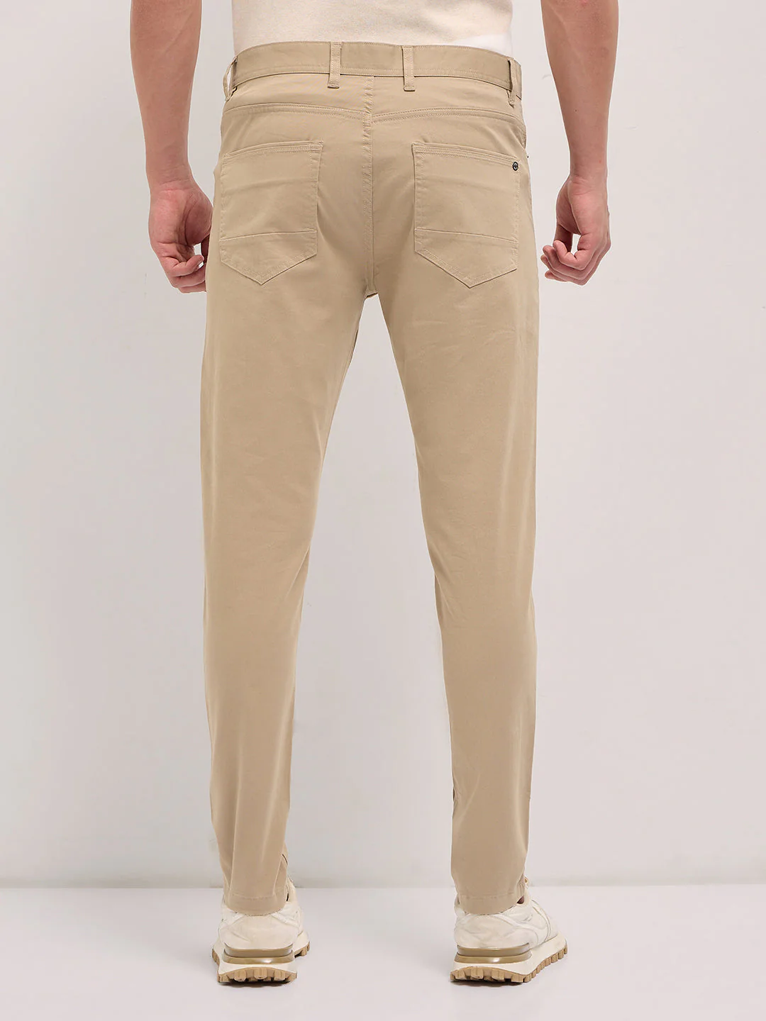 Men Beige Solid Slim Fit Casual Chino Trouser - Image 2