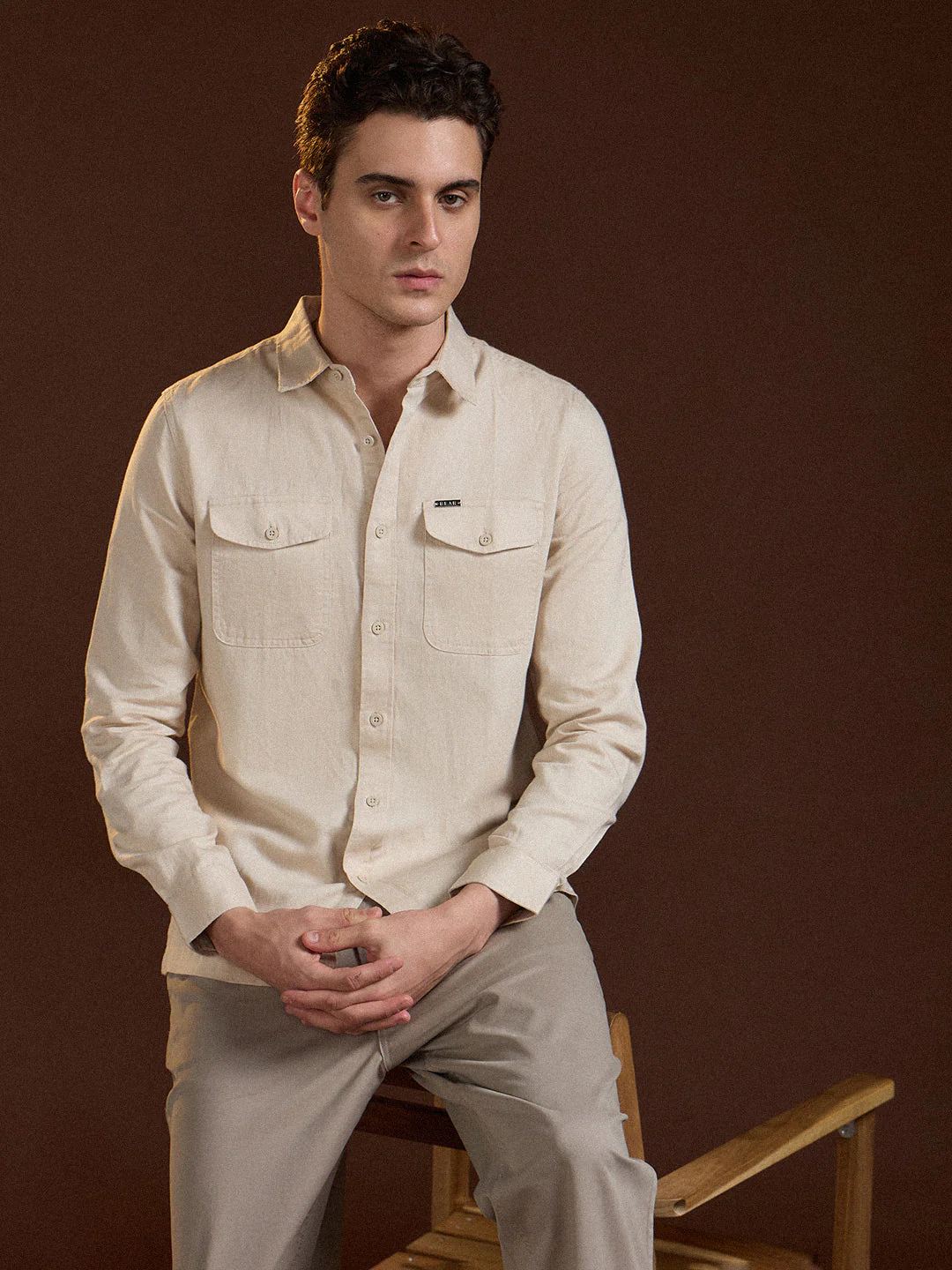 Men Beige Solid Slim Fit Casual Shirt