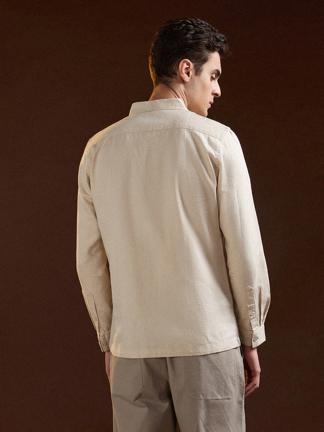 Men Beige Solid Slim Fit Casual Shirt - Image 2
