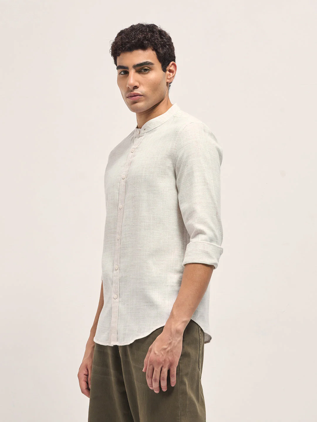 Men Beige Solid Slim Fit Casual Shirt - Image 3