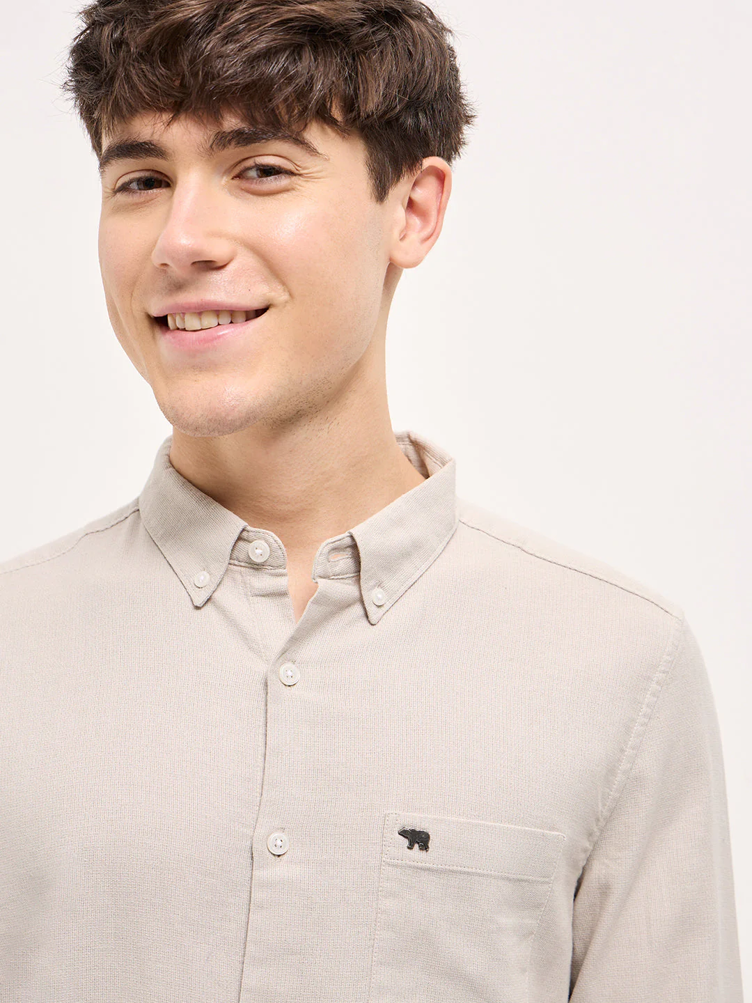 Men Beige Solid Slim Fit Casual Shirt - Image 5