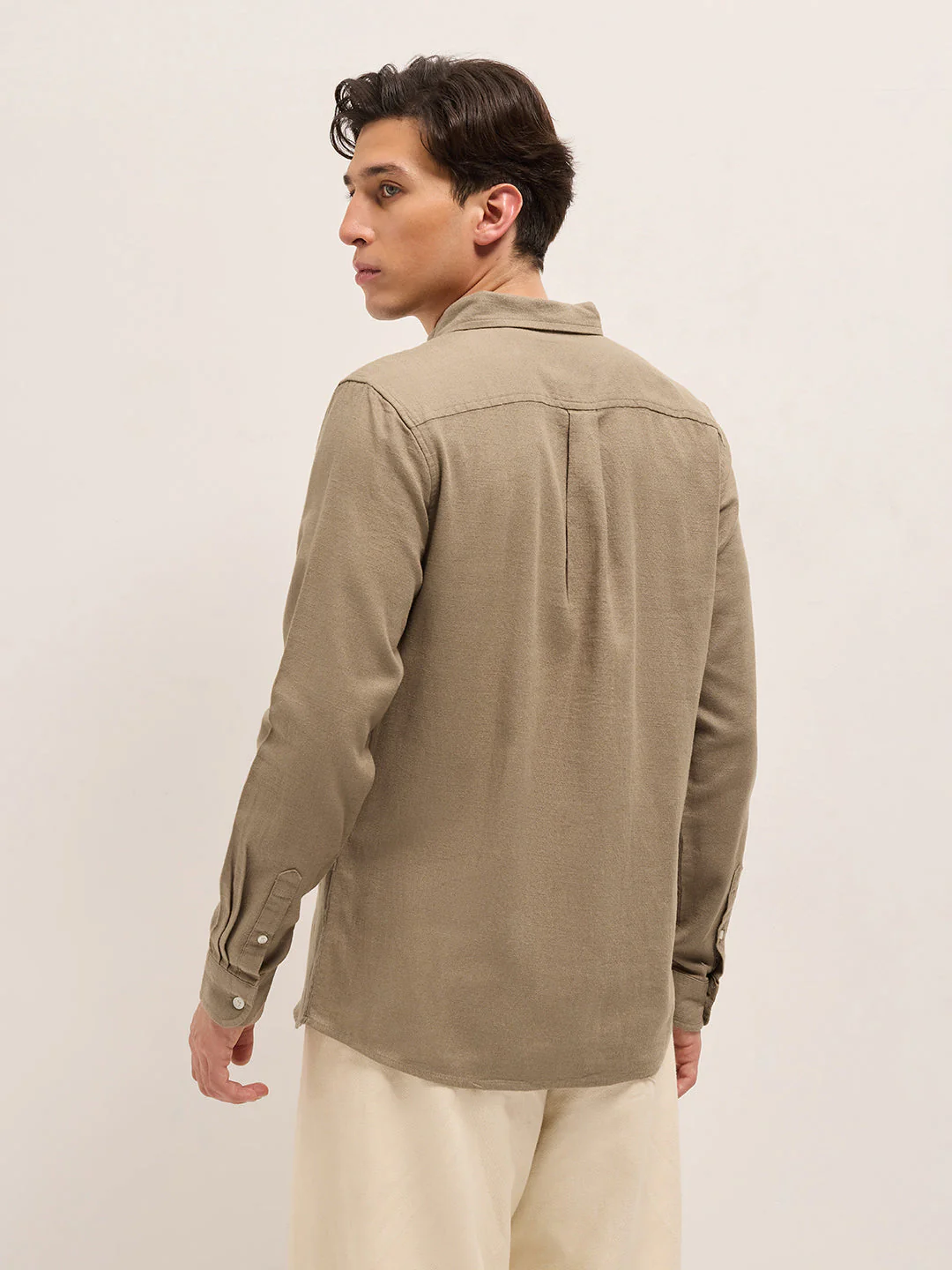 Men Beige Solid Slim Fit Cotton Casual Shirt - Image 2