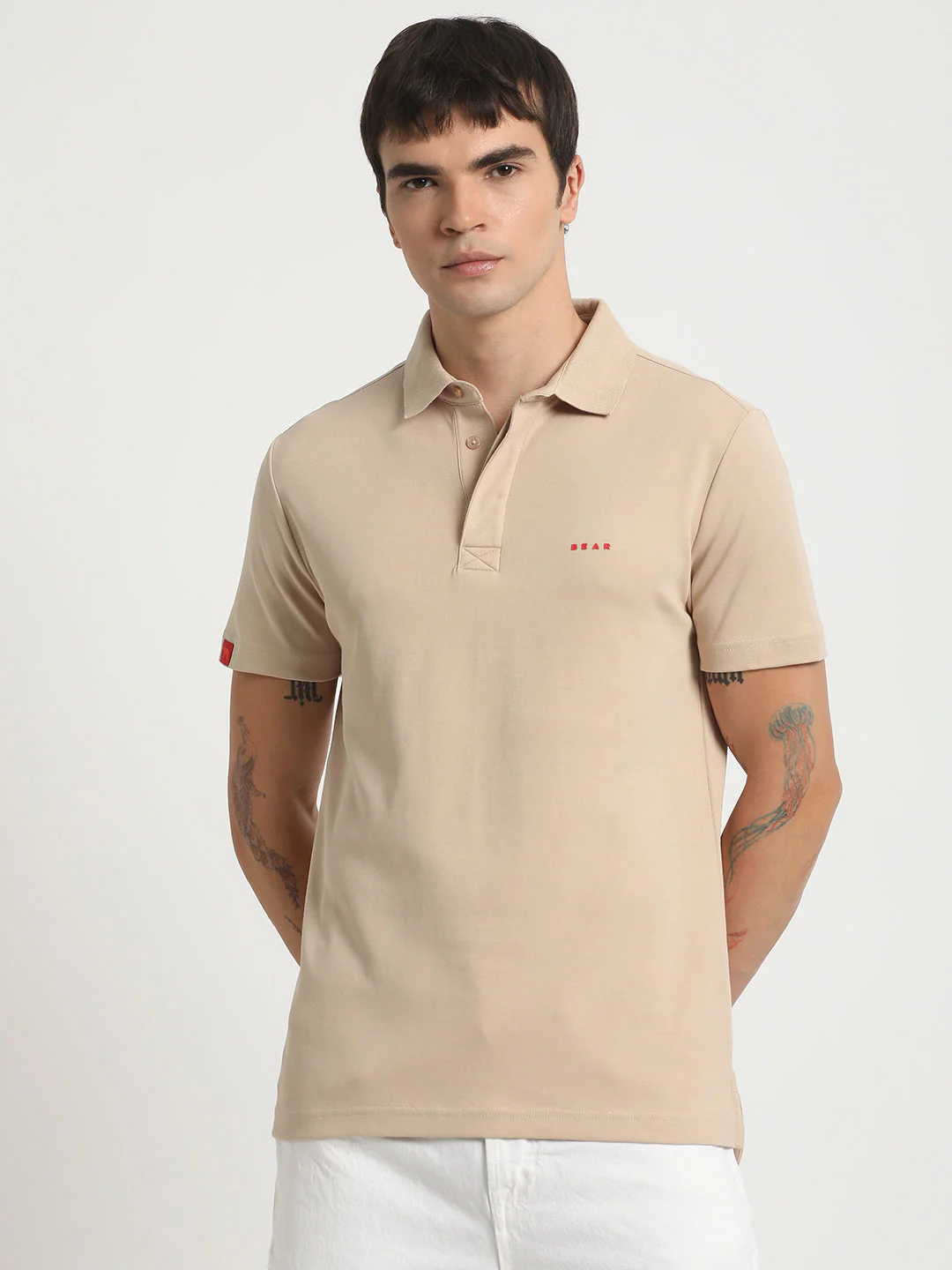 Men Beige Solid Slim Fit Polo Collar T-shirt - Image 2
