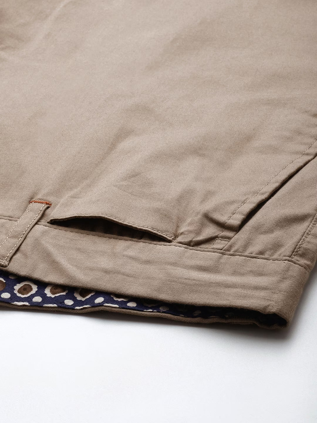 Men Beige Solid Tapered Fit Chinos Trousers - Image 6