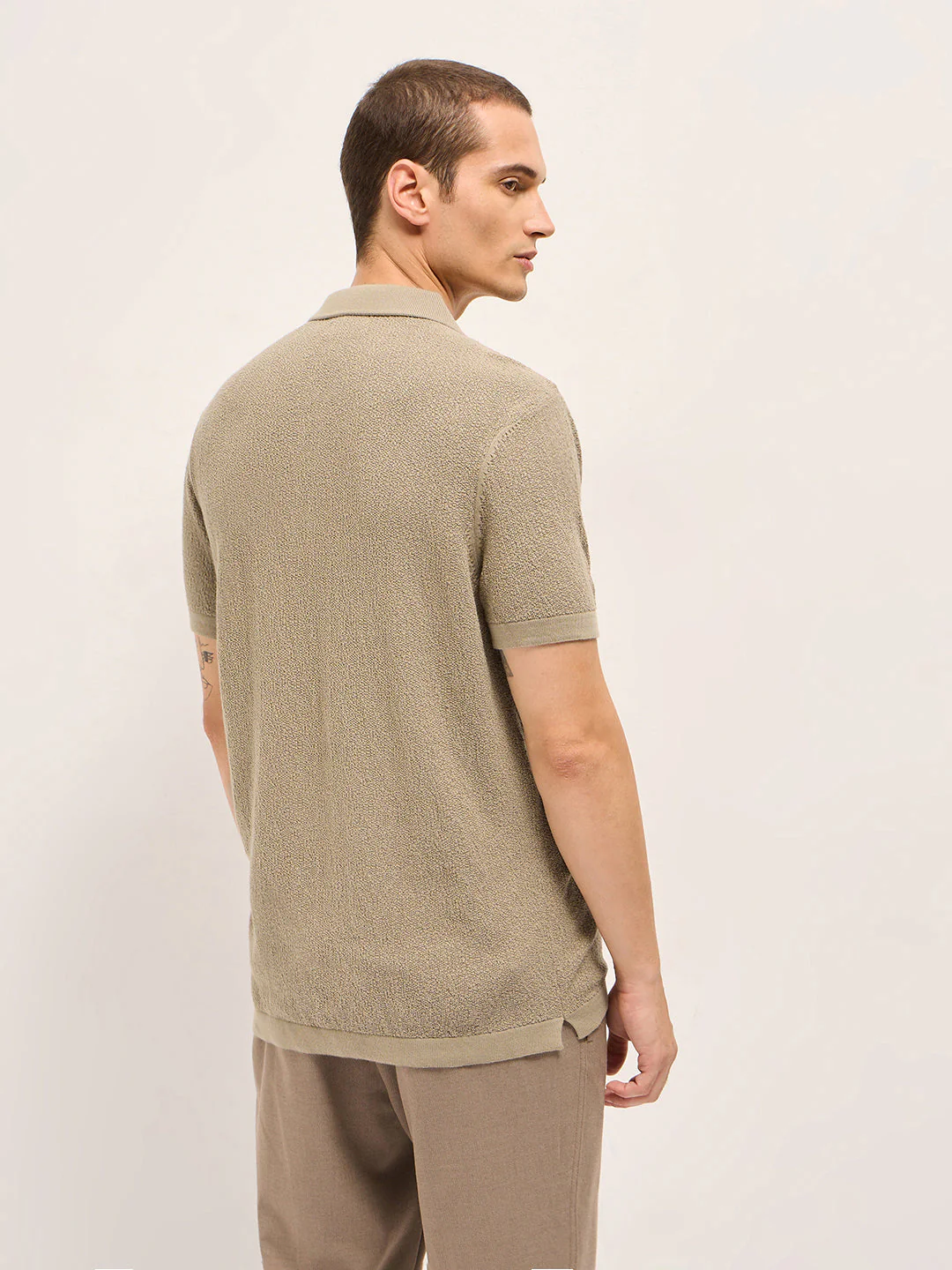 Men Beige Solid Texture Knit Design Regular Fit Polo - Image 2