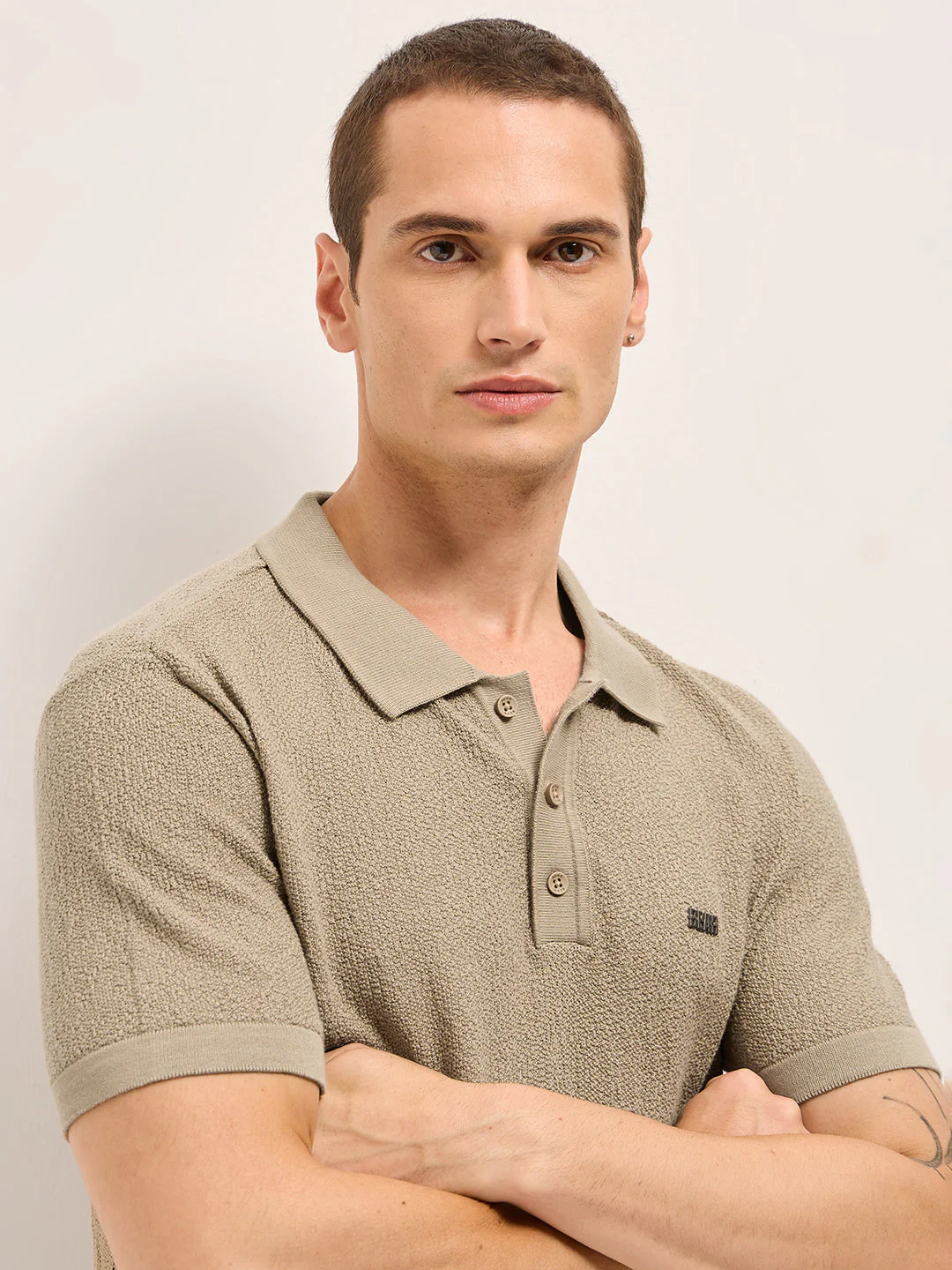 Men Beige Solid Texture Knit Design Regular Fit Polo - Image 5