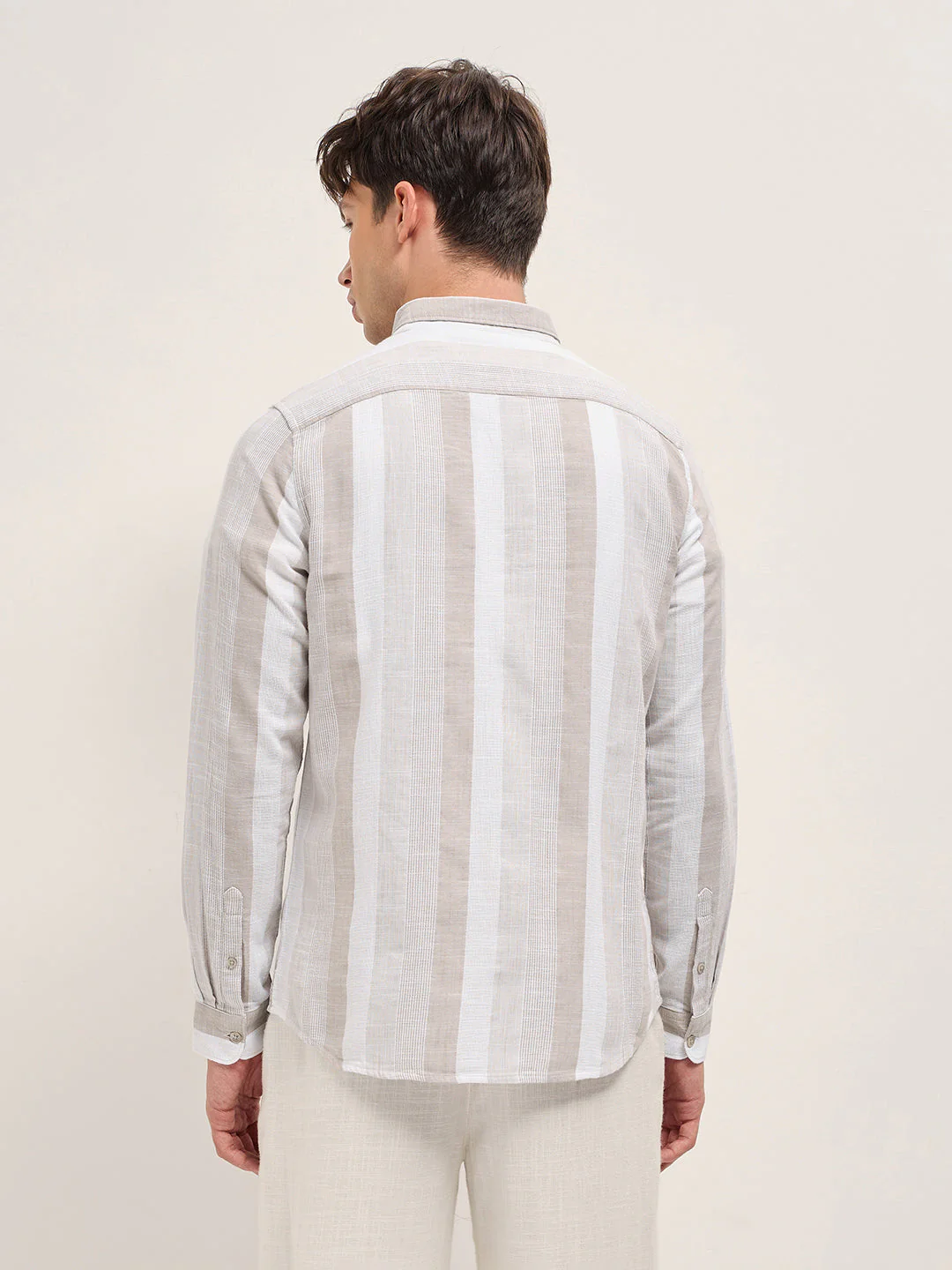 Men Beige Textured Woven Stripe Slim Fit Cotton Casual Shirt - Image 2