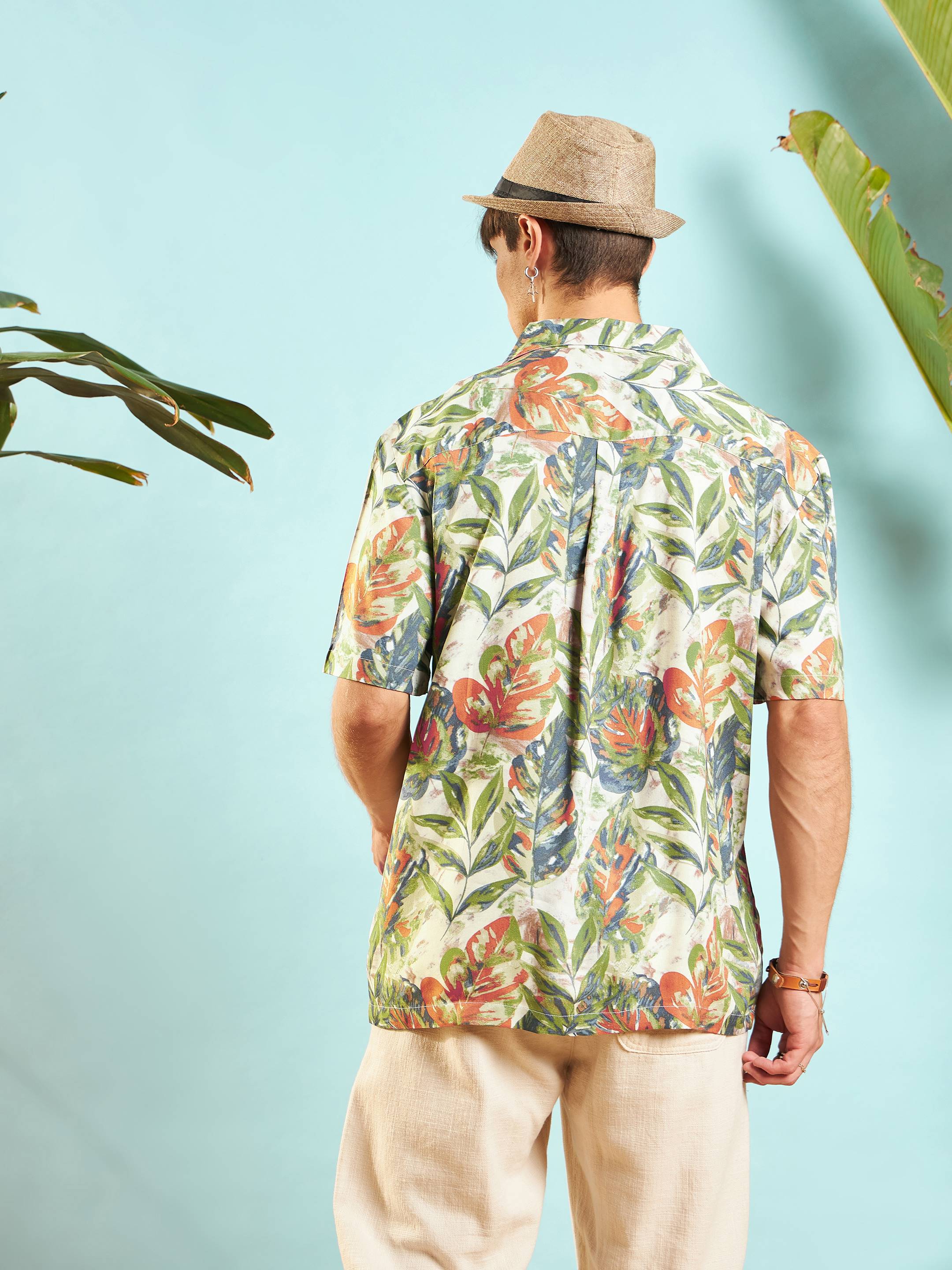 Men Beige Tropical Printed Relax Fit Shirt - Image 2