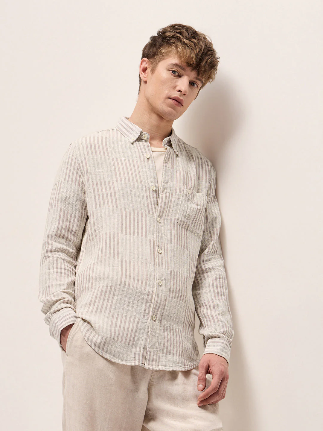Men Beige Vertical Stripes Slim Fit Casual Shirt