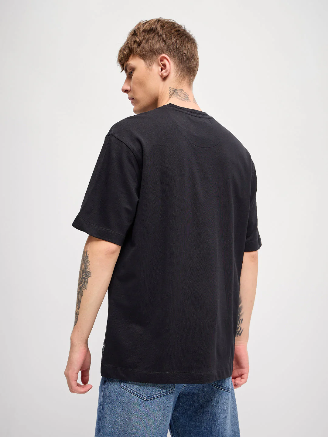 Men Black 3D Embossed Graphic print Crew Neck T-Shirt - Image 2