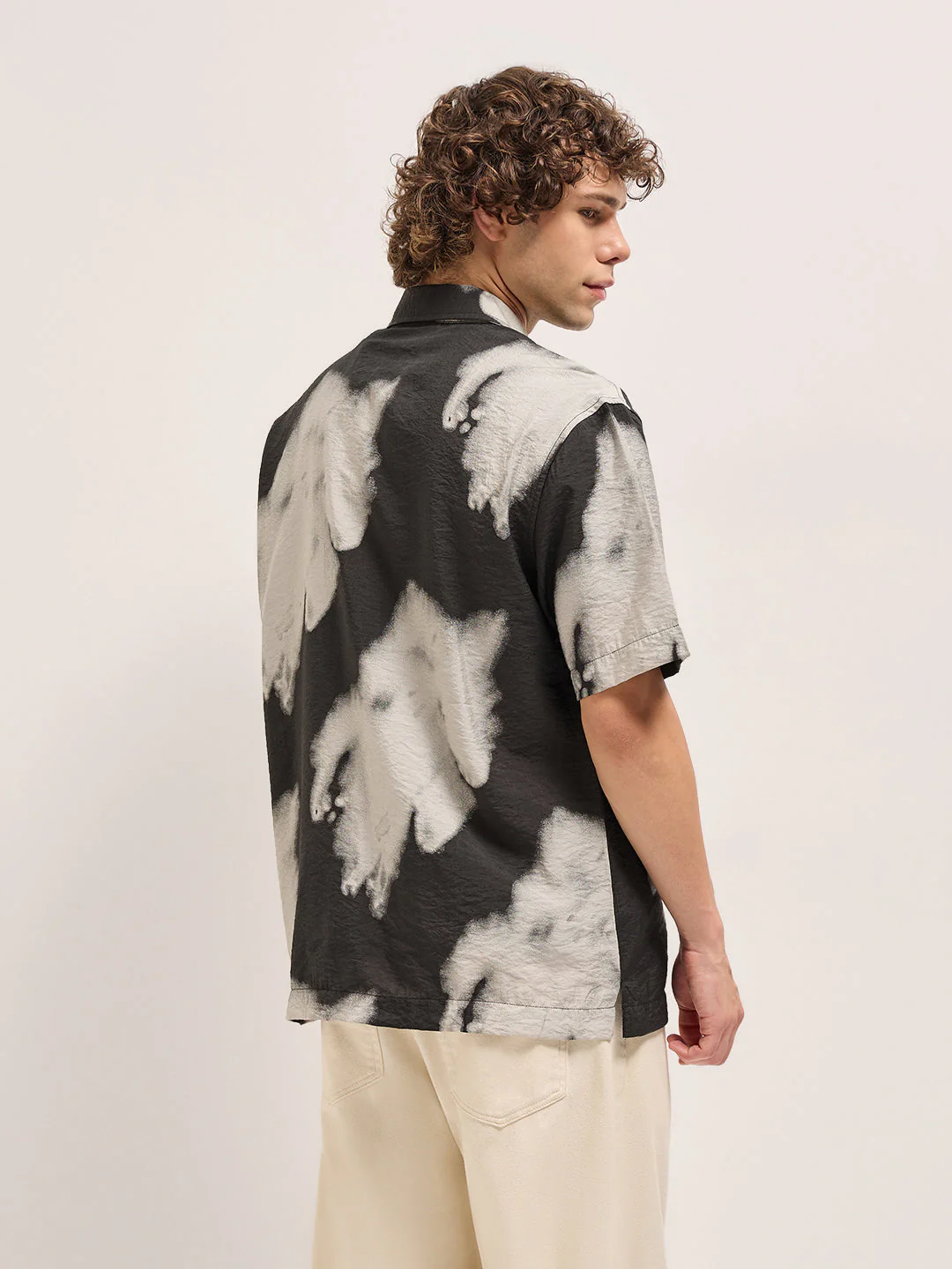 Men Black and Cream Unique abstract tie-dye effect Relax Fit Casual Shirt - Image 4