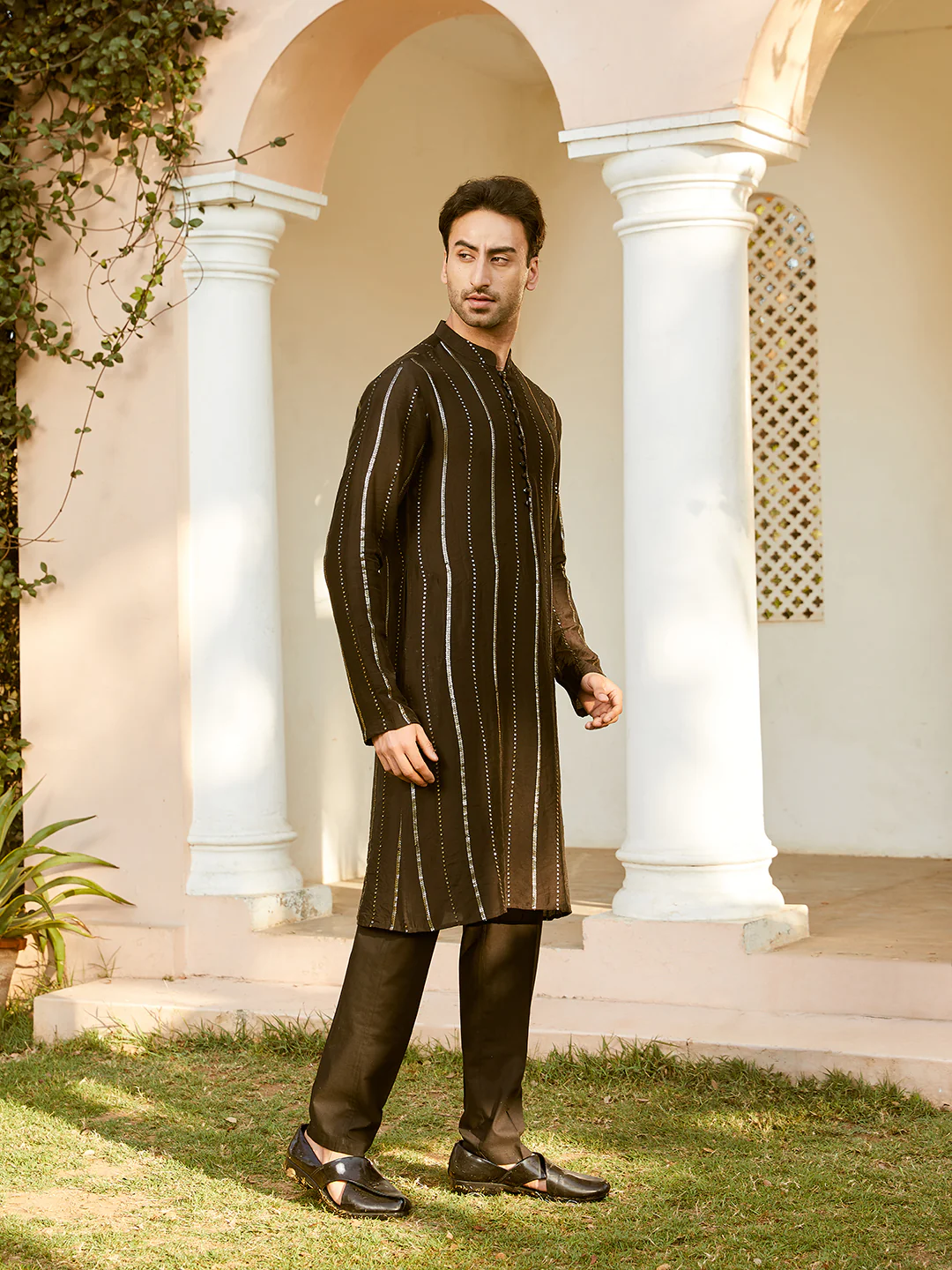 Men Black And Gold Chanderi Silk Sequins Kurta - Image 4