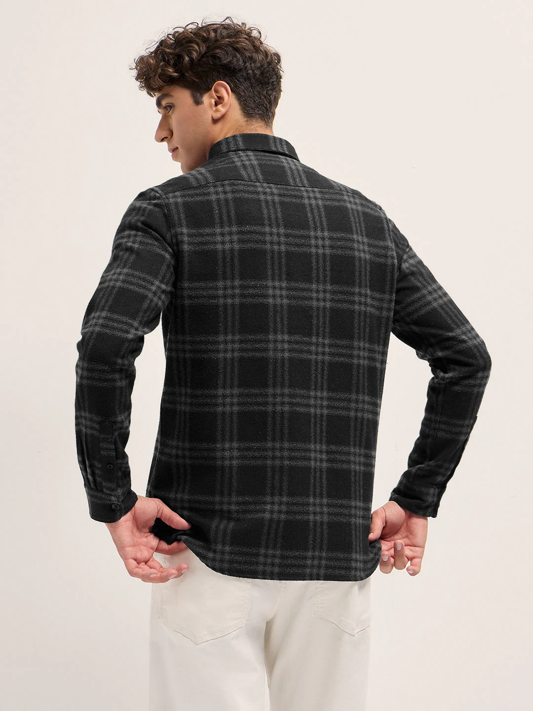 Men Black and Grey Flannel Checked Slim Fit Casual Shirt - Image 2
