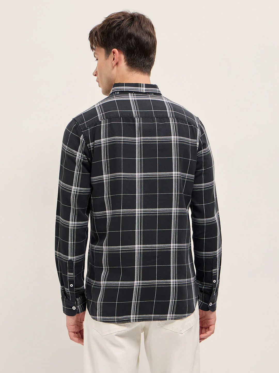 Men Black and White Checkered Slim Fit Casual Shirt - Image 2