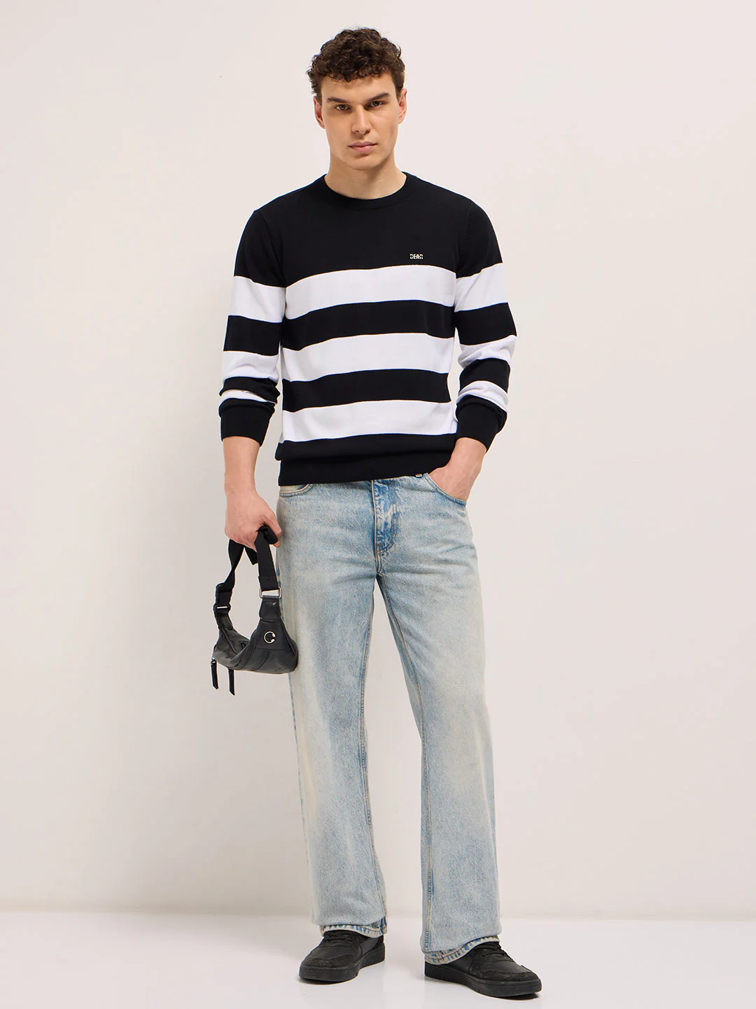 Men Black and White Flat Knit Striped Crew Neck T-Shirt - Image 4
