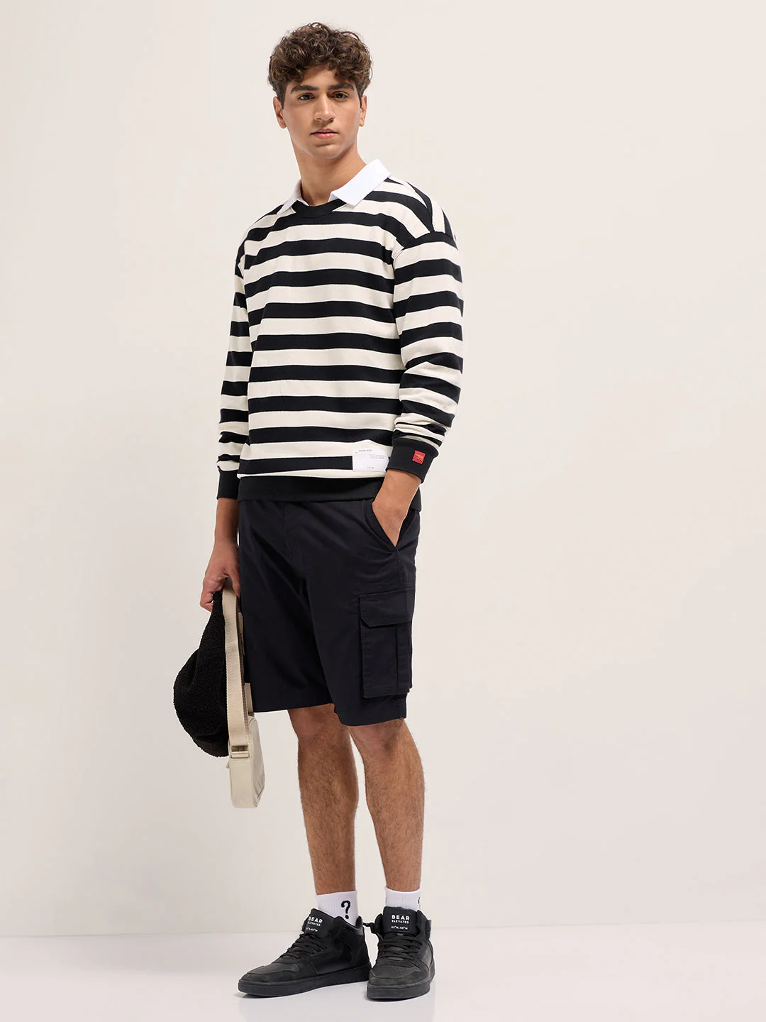 Men Black and White Flat Knit Striped Crew Neck T-Shirt - Image 4